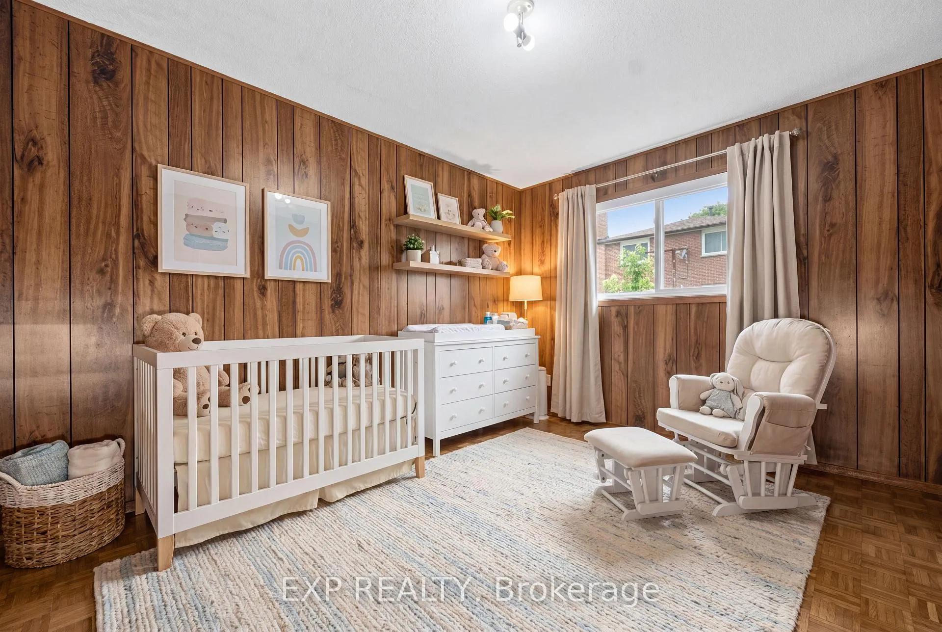 Photo 19 of 431 Archdekin Drive, Brampton, Madoc — HOMEH