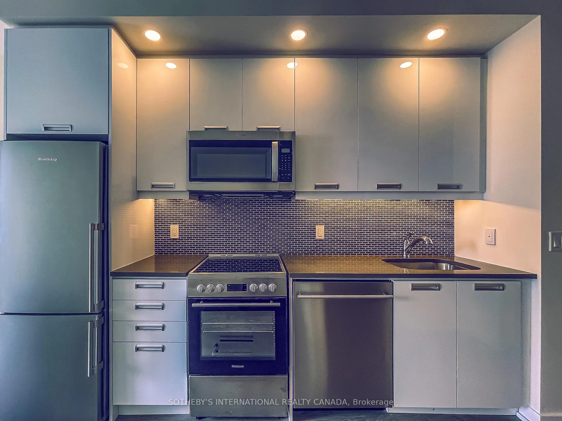 Photo 3 of Unit 2606, 99 John Street, Toronto, Waterfront Communities — HOMEH
