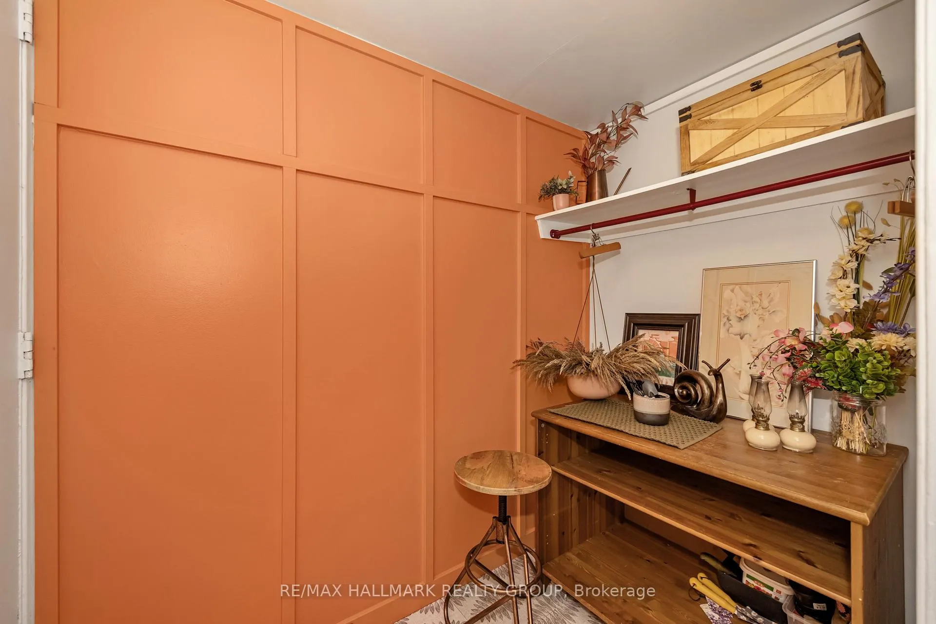Photo 19 of 35 Benlea Drive, Ottawa, Tanglewood — HOMEH