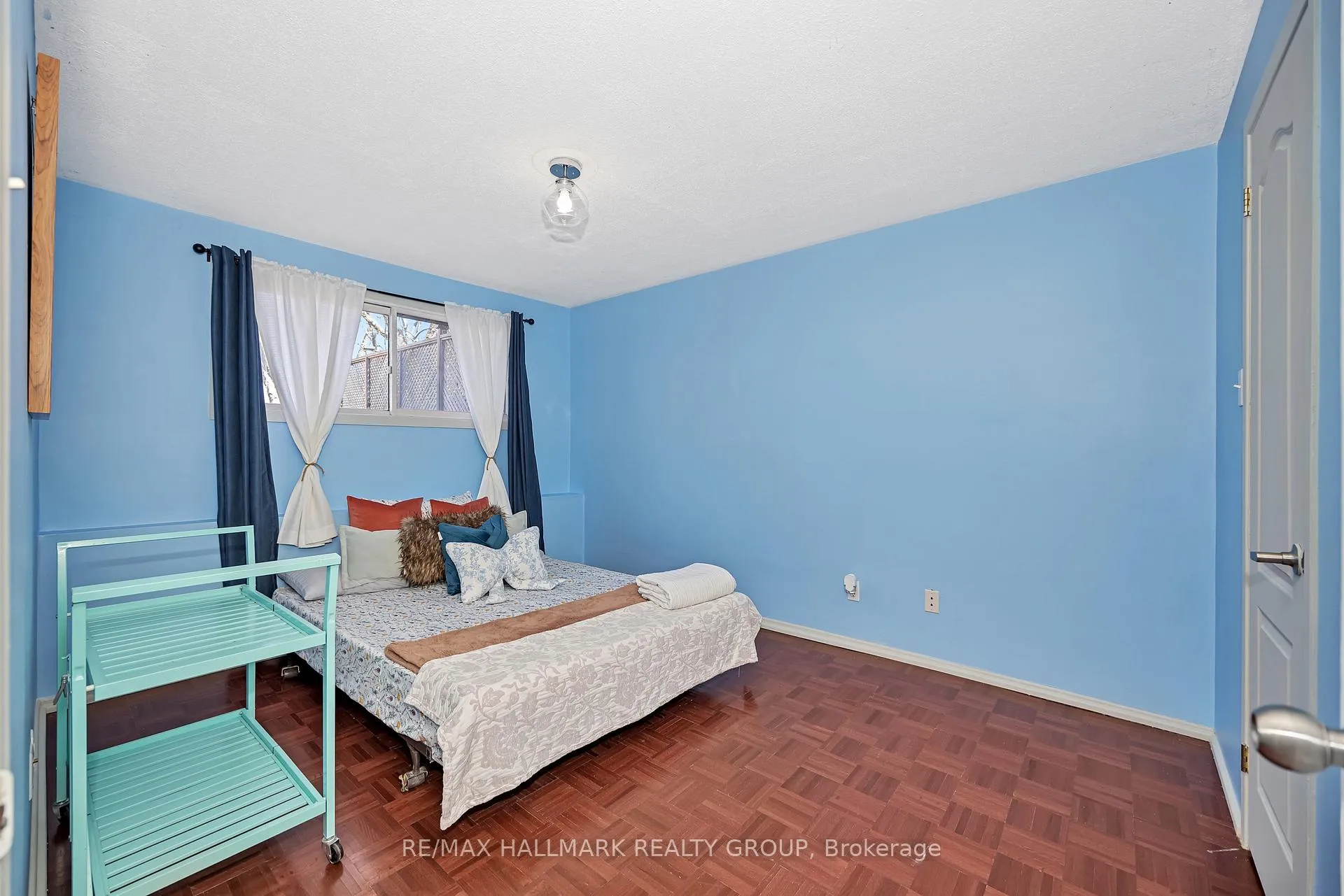 Photo 28 of 35 Benlea Drive, Ottawa, Tanglewood — HOMEH