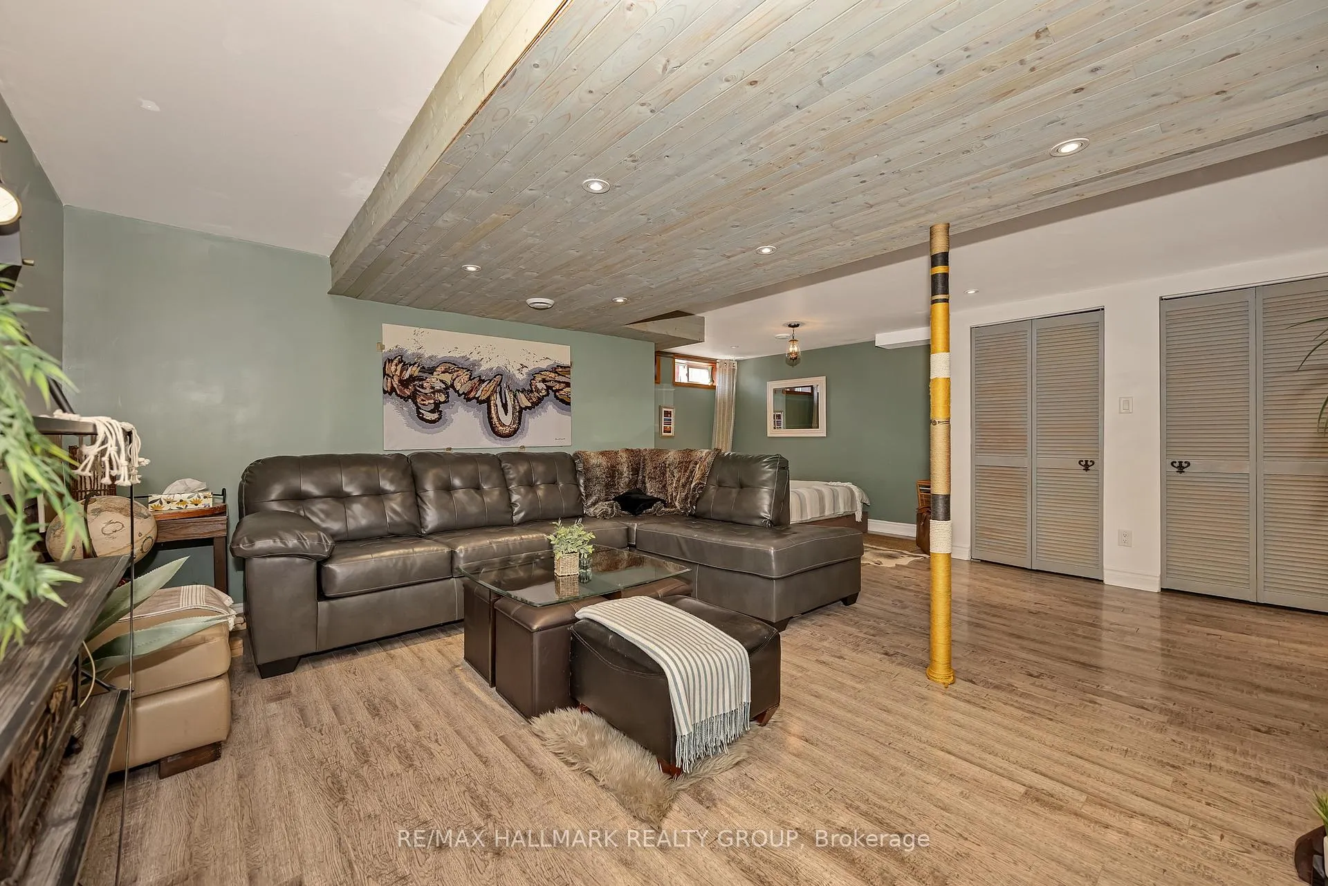 Photo 38 of 35 Benlea Drive, Ottawa, Tanglewood — HOMEH