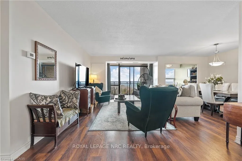 Photo 10 of Unit 1414, 500 Green Road, Hamilton, Lakeshore — HOMEH