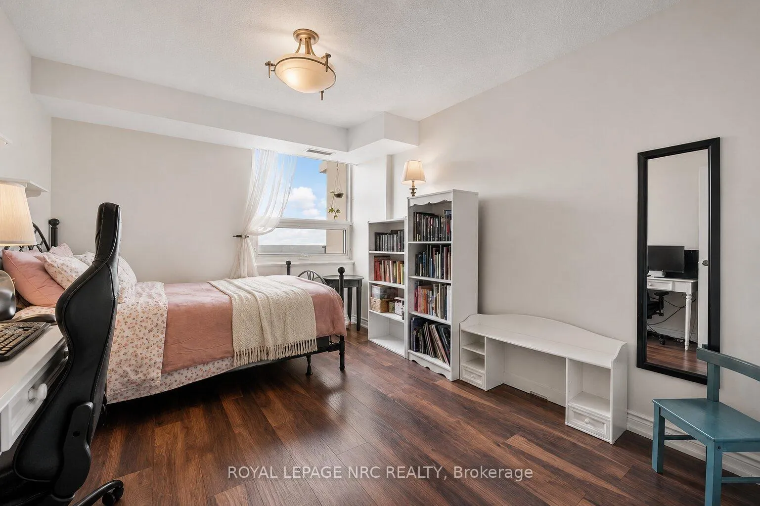 Photo 26 of Unit 1414, 500 Green Road, Hamilton, Lakeshore — HOMEH