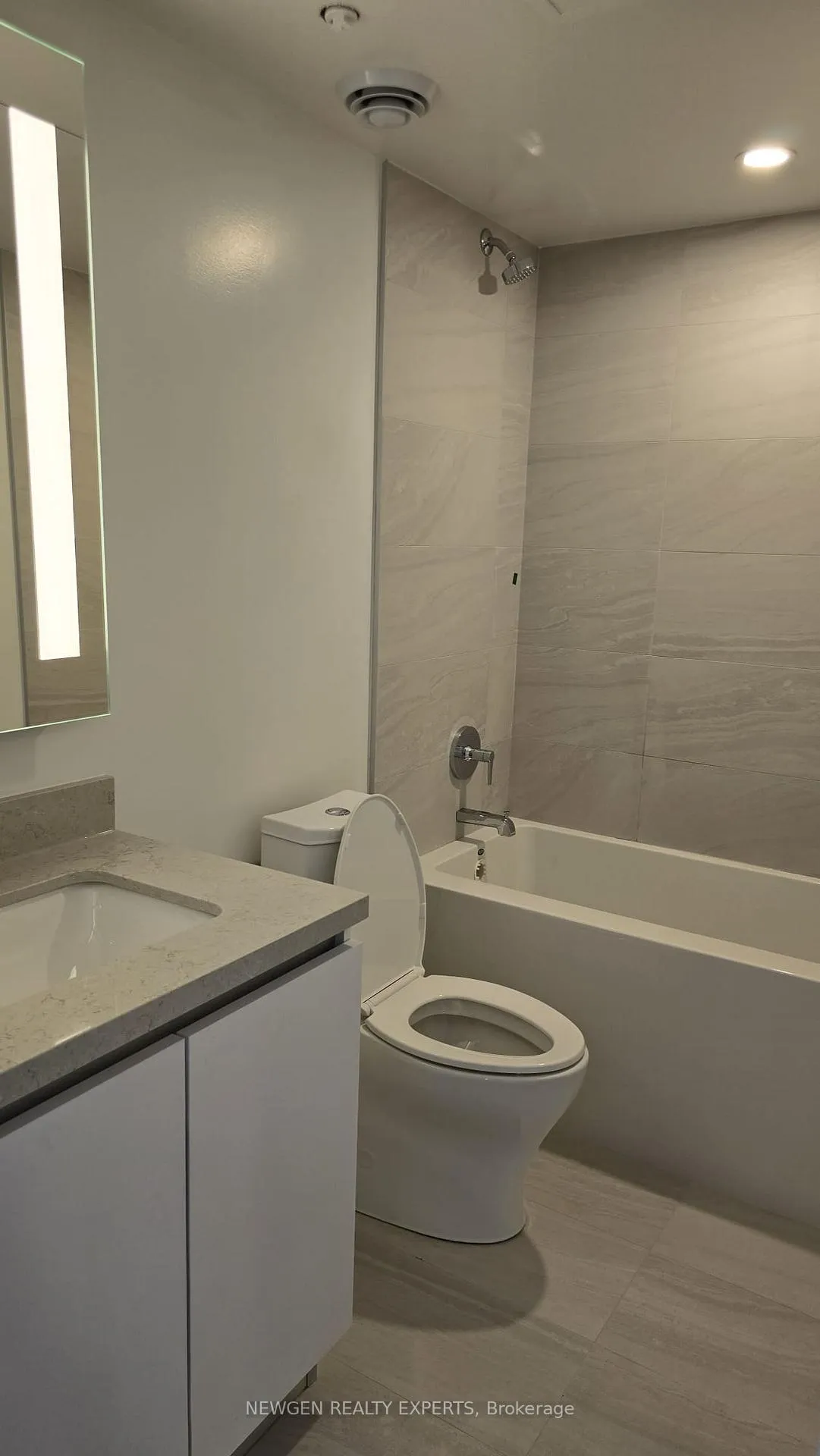 Photo 11 of Unit 2406, 4023 The Exchange, Mississauga, City Centre — HOMEH