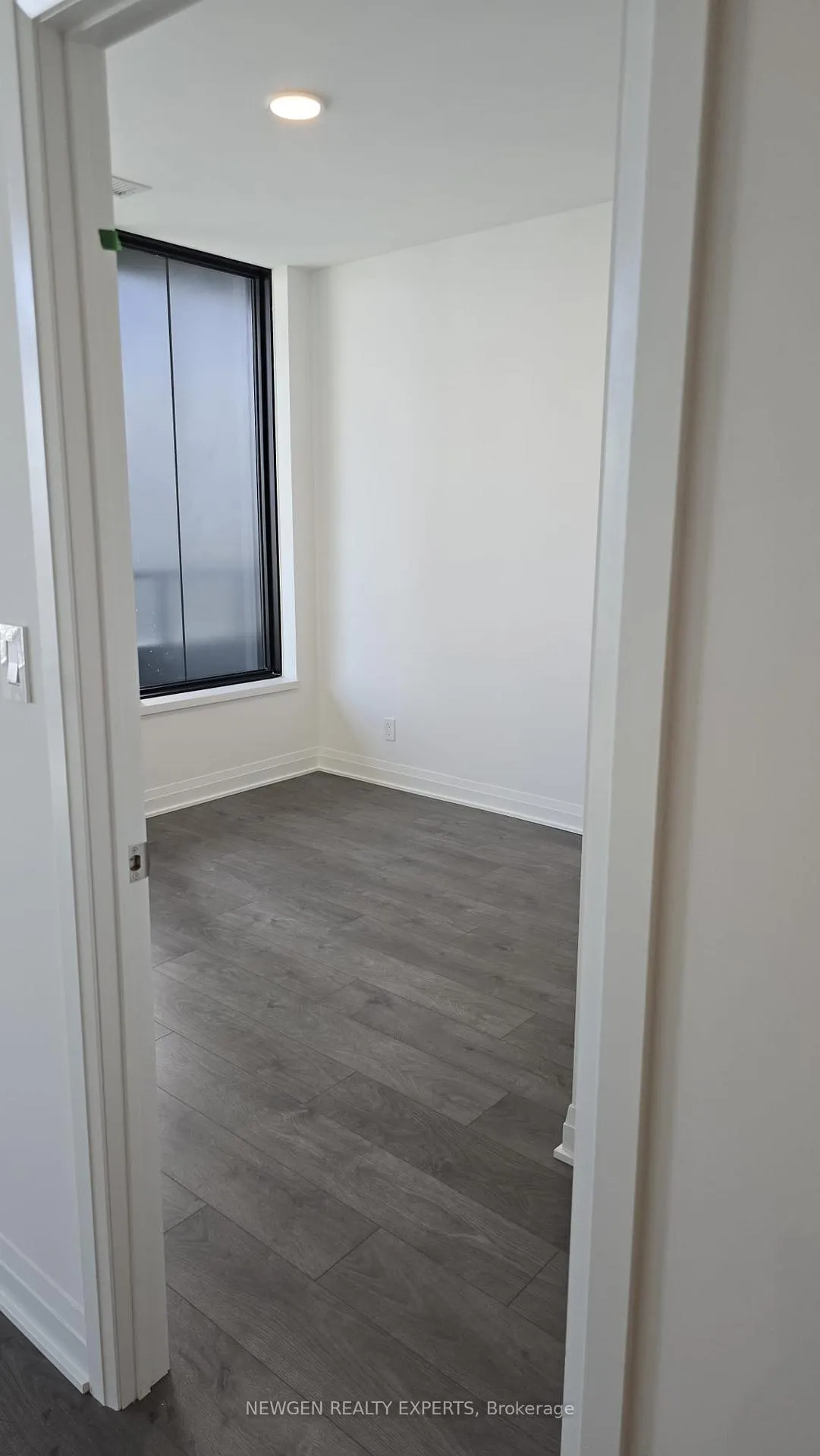 Photo 14 of Unit 2406, 4023 The Exchange, Mississauga, City Centre — HOMEH