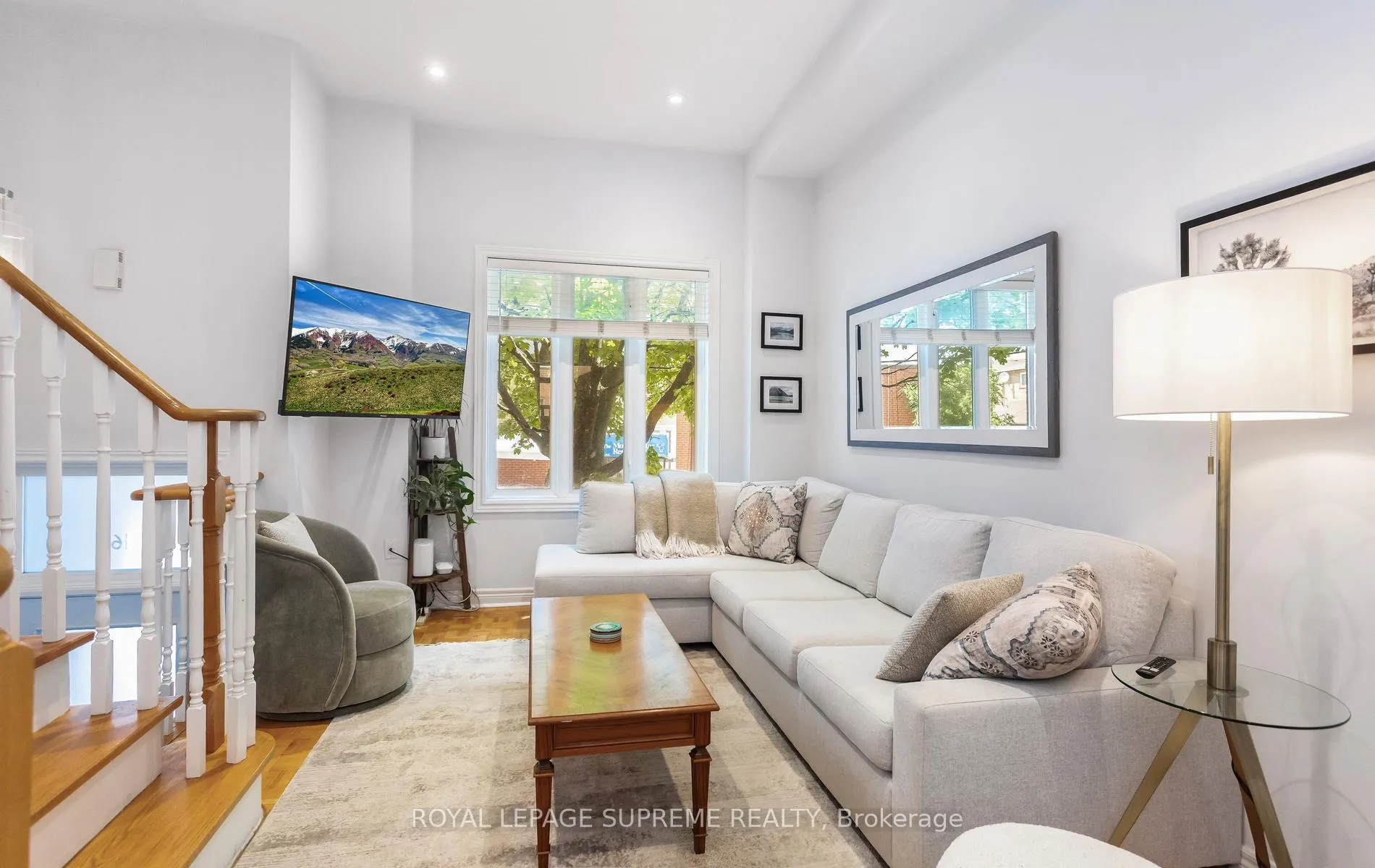 Photo 9 of 16 Lightbourn Avenue, Toronto, Dovercourt-Wallace Emerson-Junction — HOMEH