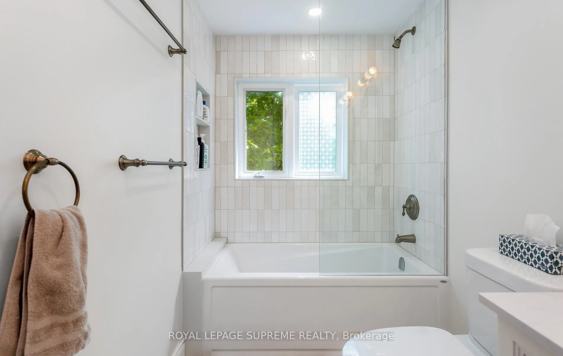 Photo 35 of 16 Lightbourn Avenue, Toronto, Dovercourt-Wallace Emerson-Junction — HOMEH