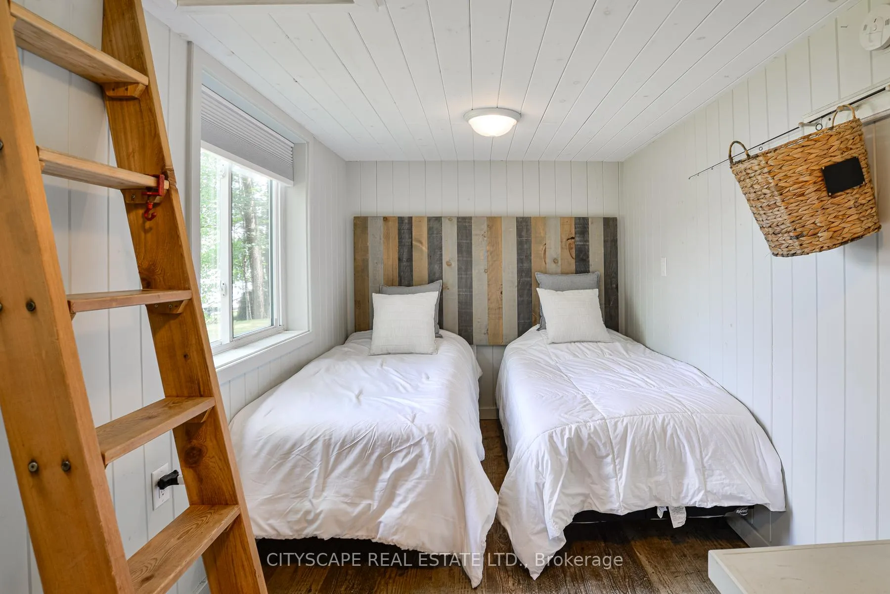Photo 11 of Unit 2, 1100 Hewitt Street E, Gravenhurst, Muskoka (S) — HOMEH