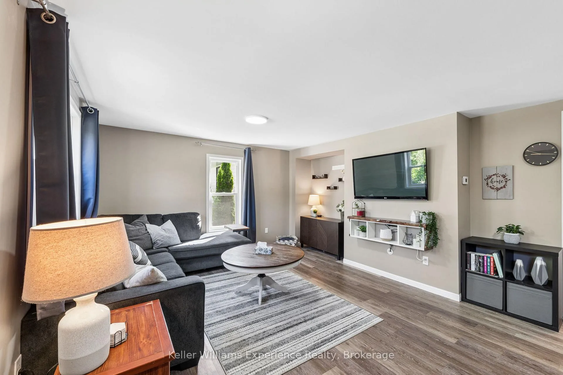 Photo 5 of 311 Armstrong Street, Tay, Port McNicoll — HOMEH