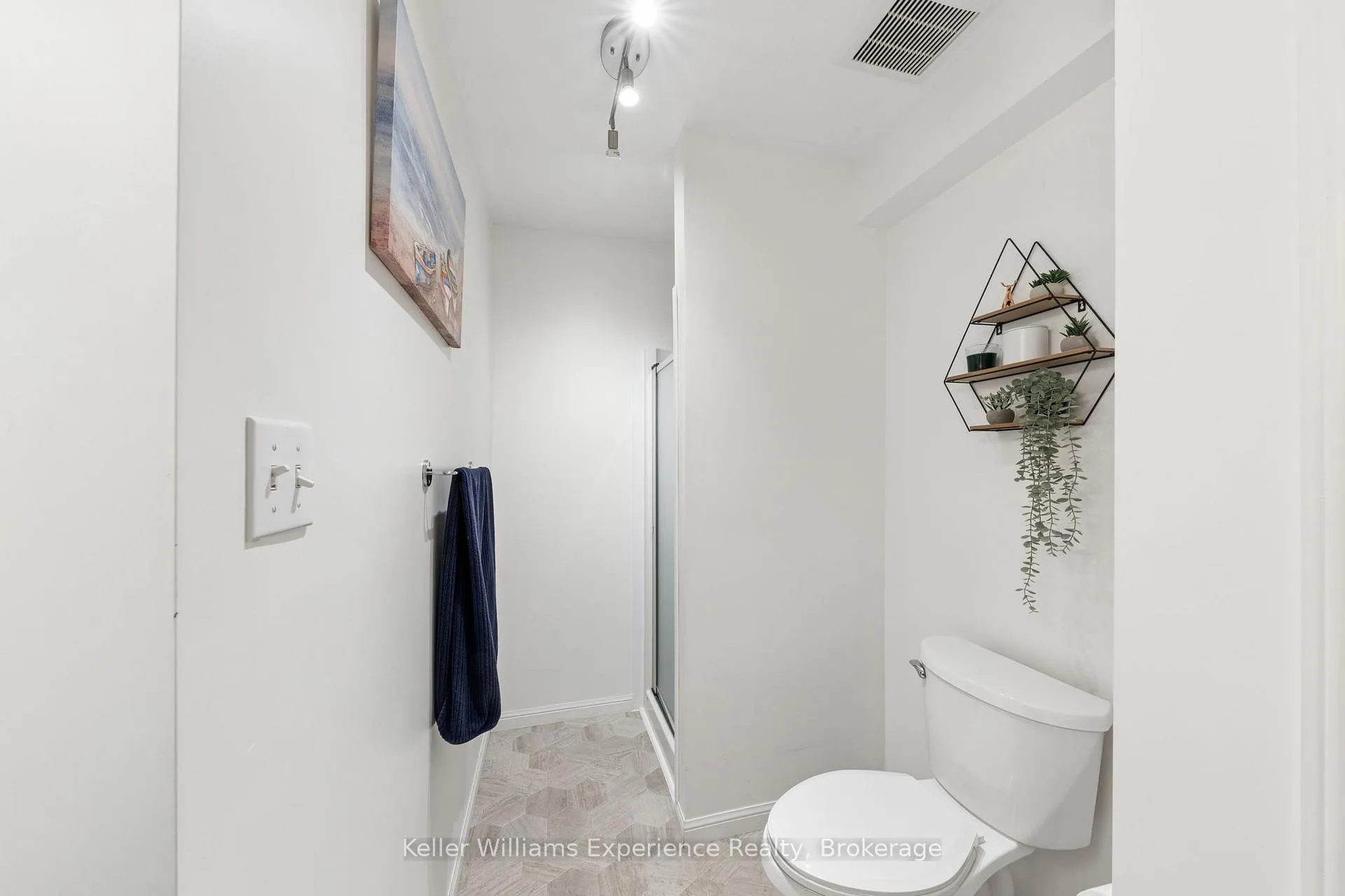 Photo 9 of 311 Armstrong Street, Tay, Port McNicoll — HOMEH