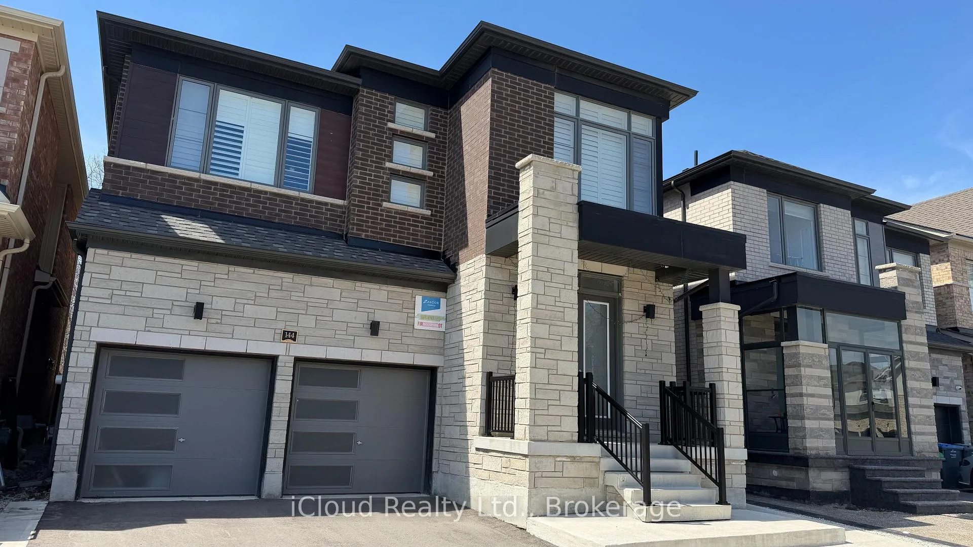 Photo 2 of 144 Petch Avenue, Caledon, Rural Caledon — HOMEH