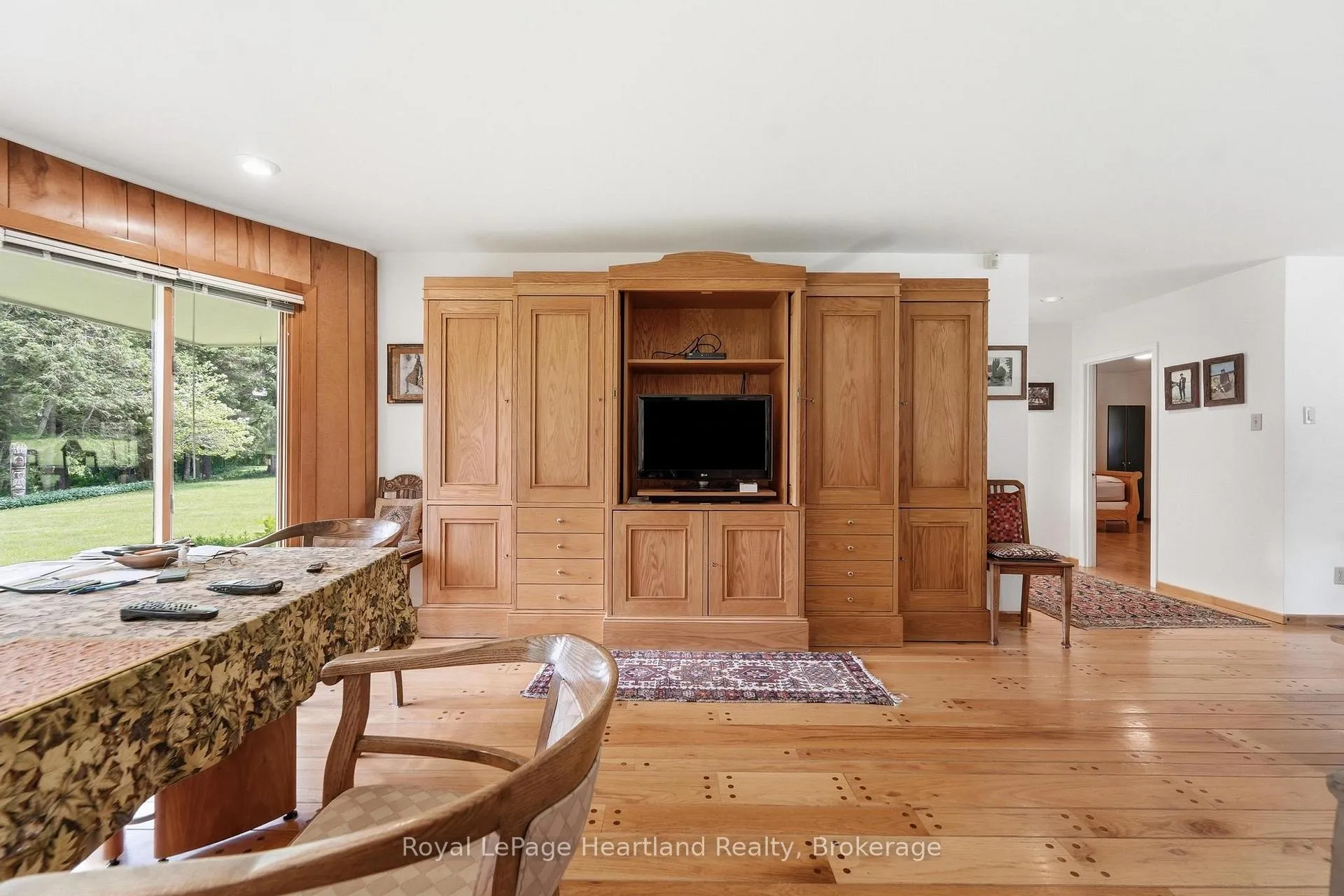 Photo 7 of 81833 London Road, Central Huron, Hullett — HOMEH