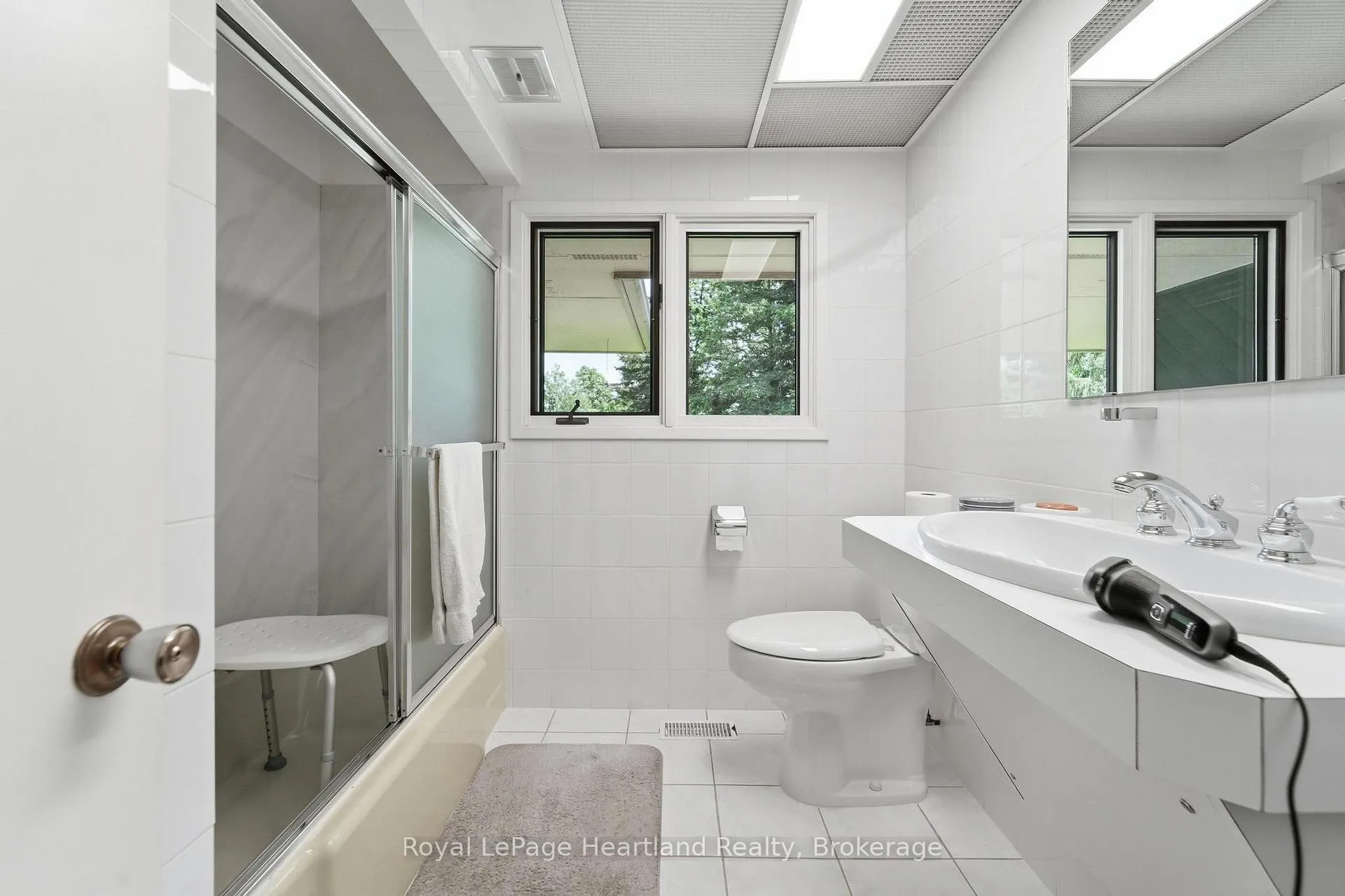 Photo 12 of 81833 London Road, Central Huron, Hullett — HOMEH