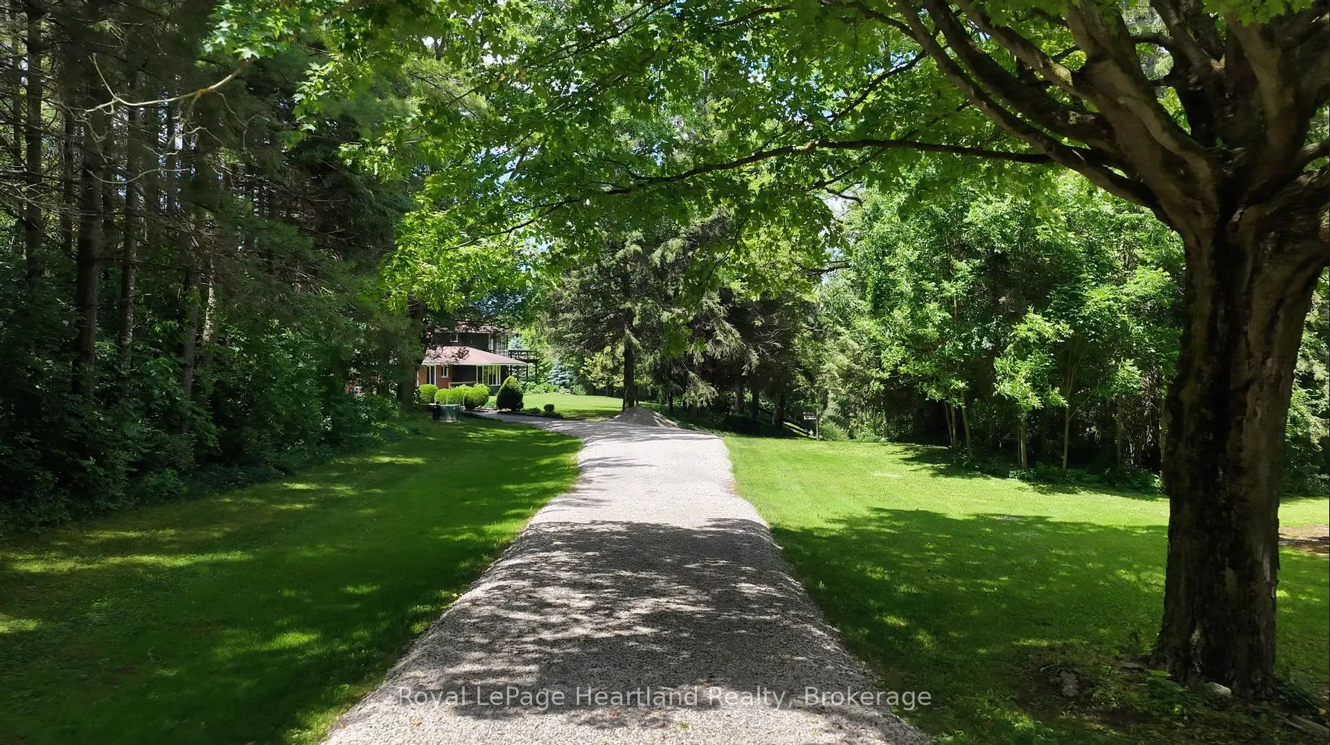 Photo 43 of 81833 London Road, Central Huron, Hullett — HOMEH