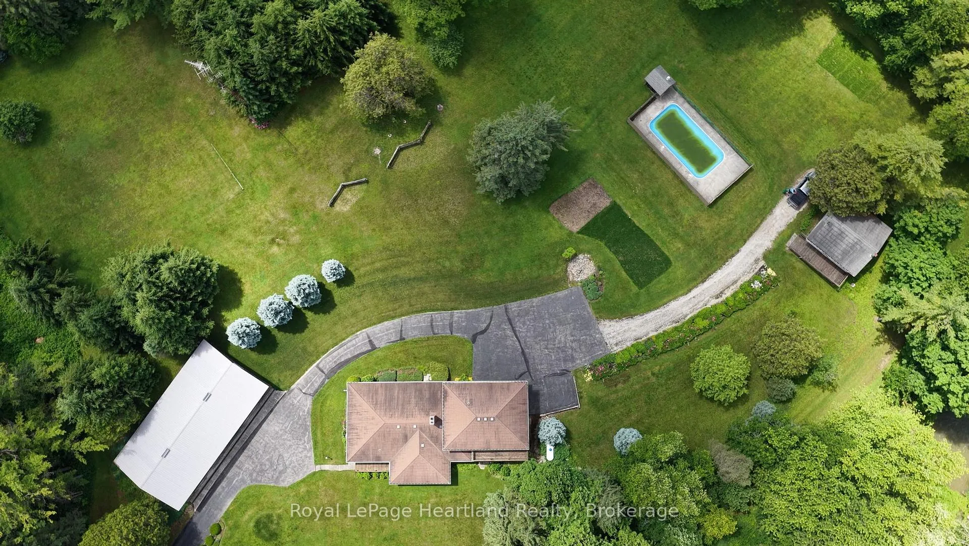 Photo 47 of 81833 London Road, Central Huron, Hullett — HOMEH
