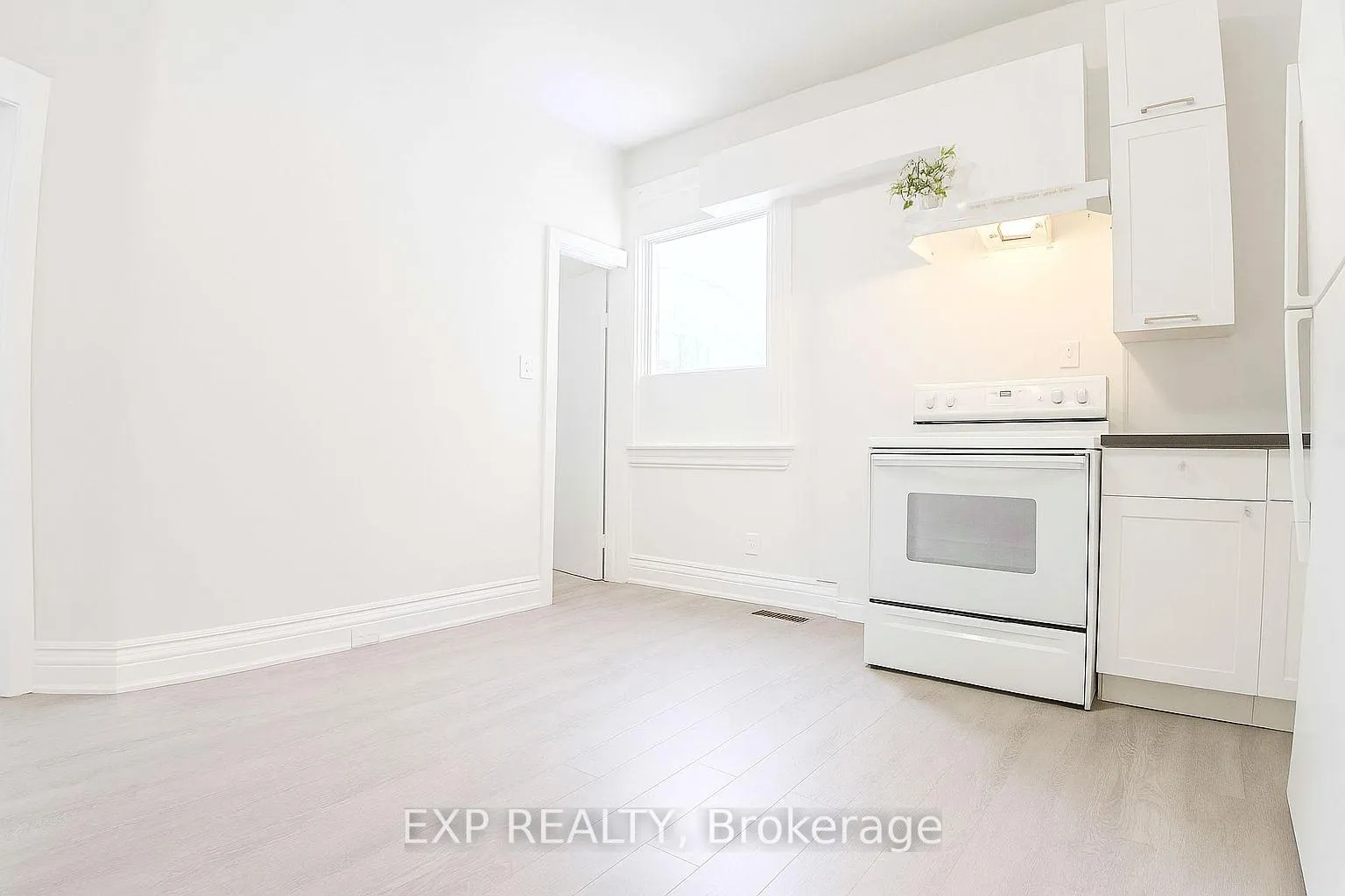 Photo 3 of Unit Main, 207 Gamble Avenue, Toronto, East York — HOMEH