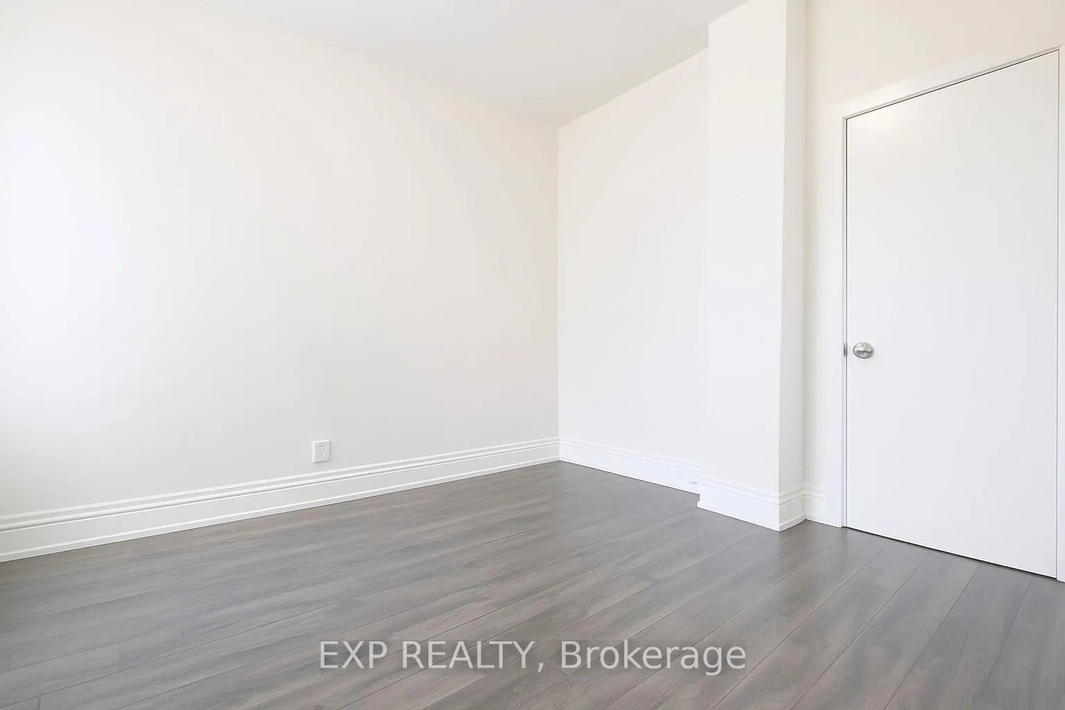 Photo 7 of Unit Main, 207 Gamble Avenue, Toronto, East York — HOMEH