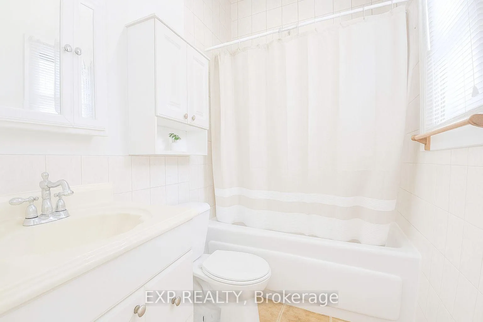 Photo 14 of Unit Main, 207 Gamble Avenue, Toronto, East York — HOMEH