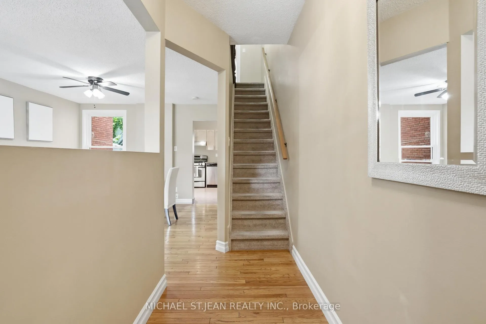 Photo 7 of 19 Huntley Street, Hamilton, Gibson — HOMEH
