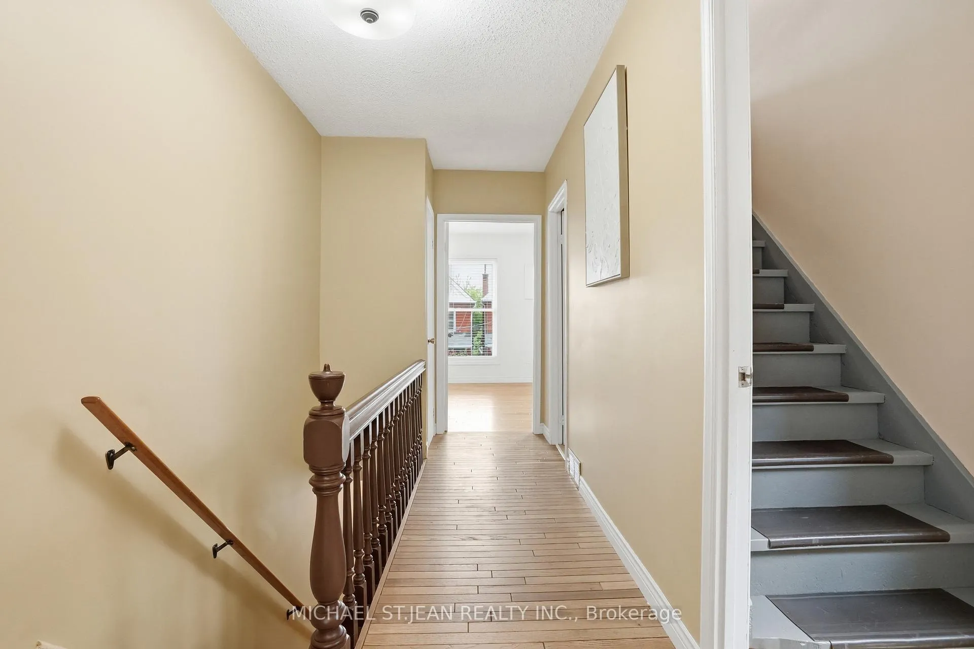 Photo 19 of 19 Huntley Street, Hamilton, Gibson — HOMEH