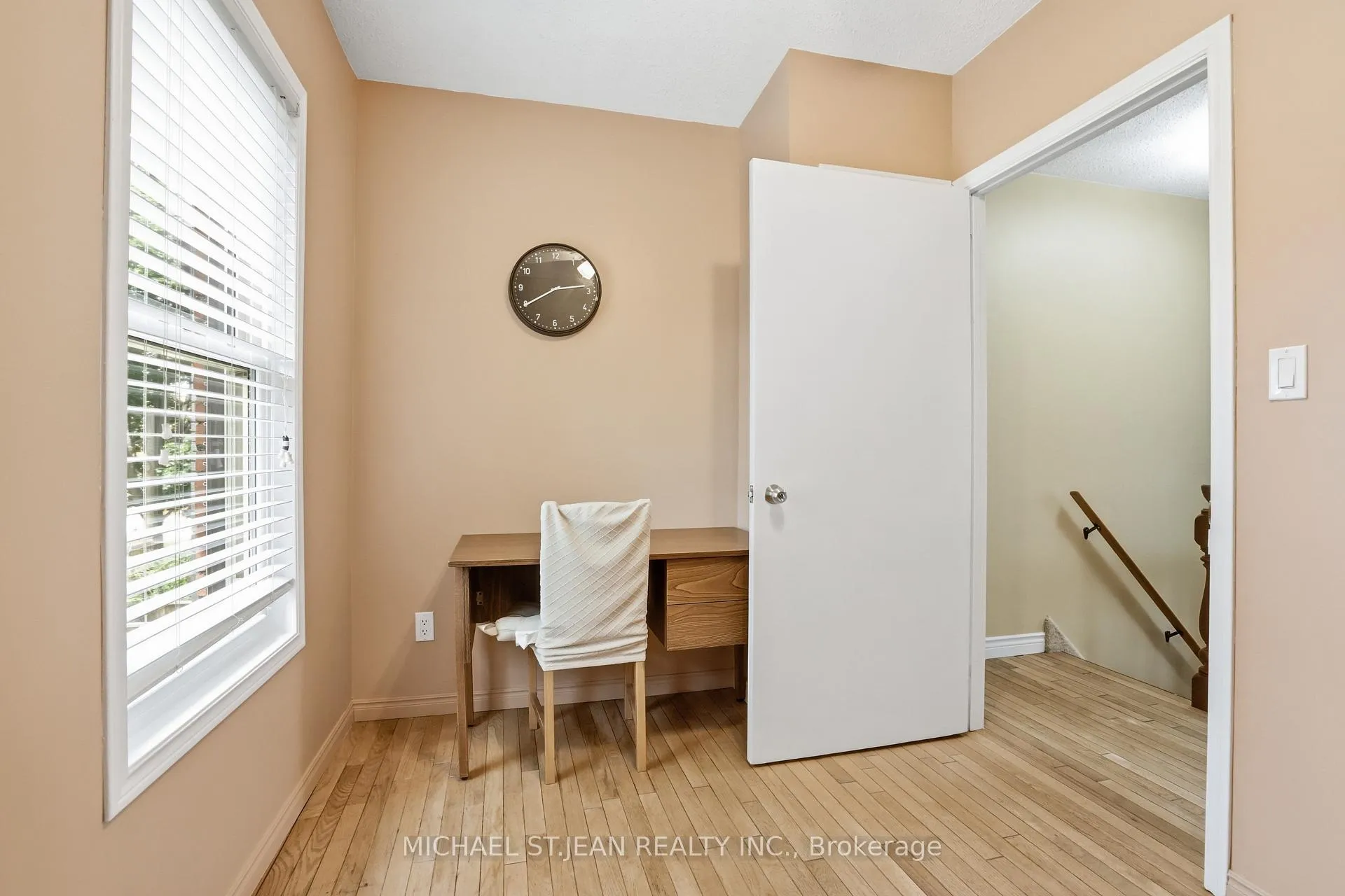 Photo 25 of 19 Huntley Street, Hamilton, Gibson — HOMEH