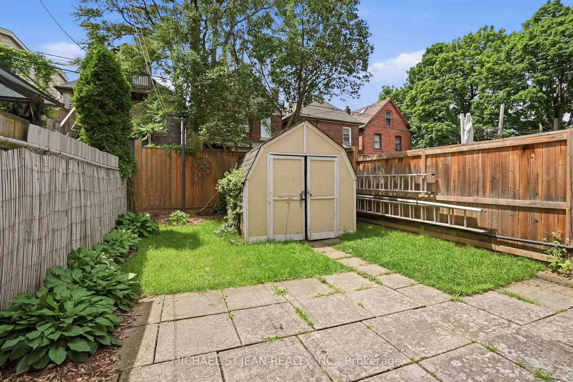 Photo 33 of 19 Huntley Street, Hamilton, Gibson — HOMEH