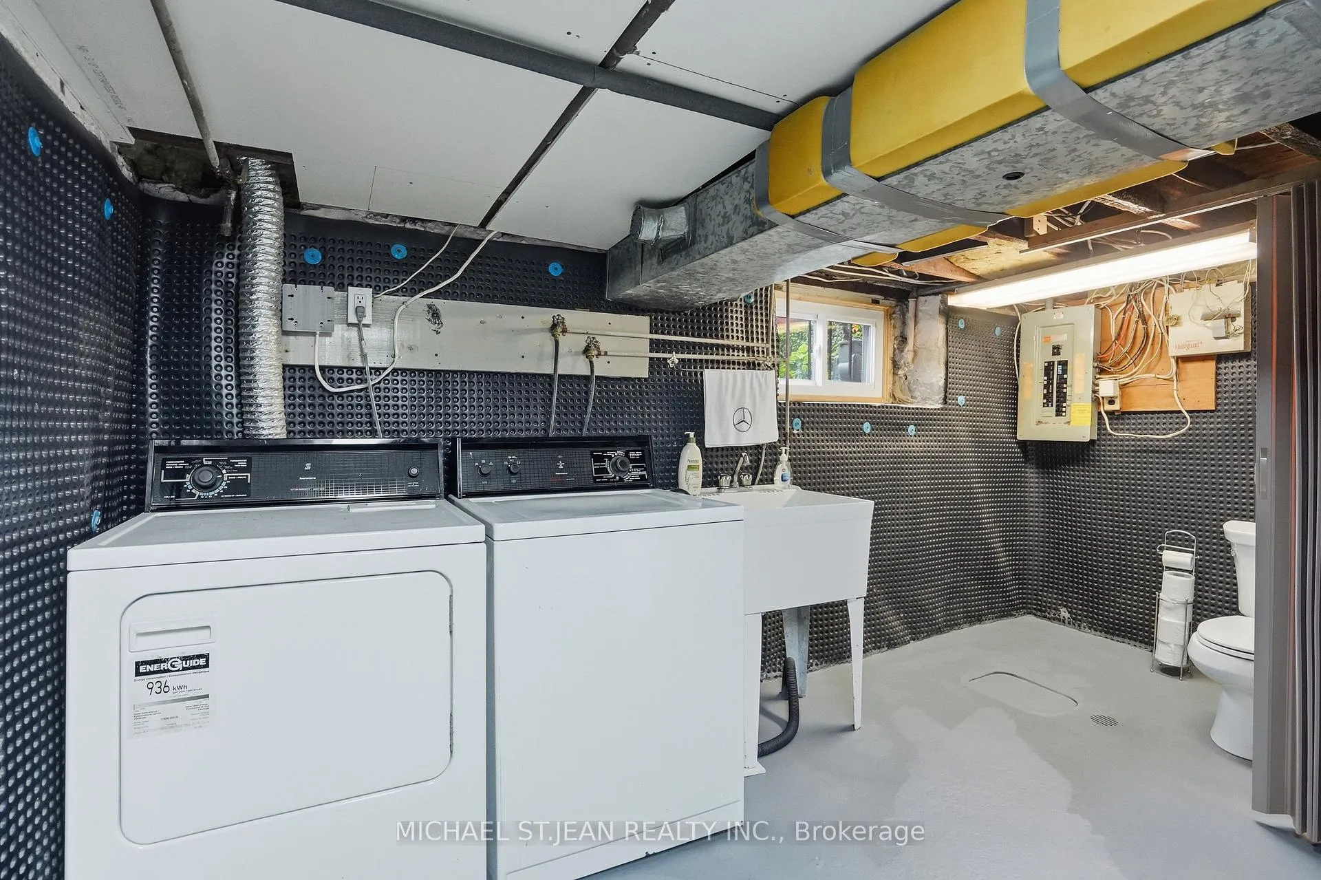 Photo 36 of 19 Huntley Street, Hamilton, Gibson — HOMEH