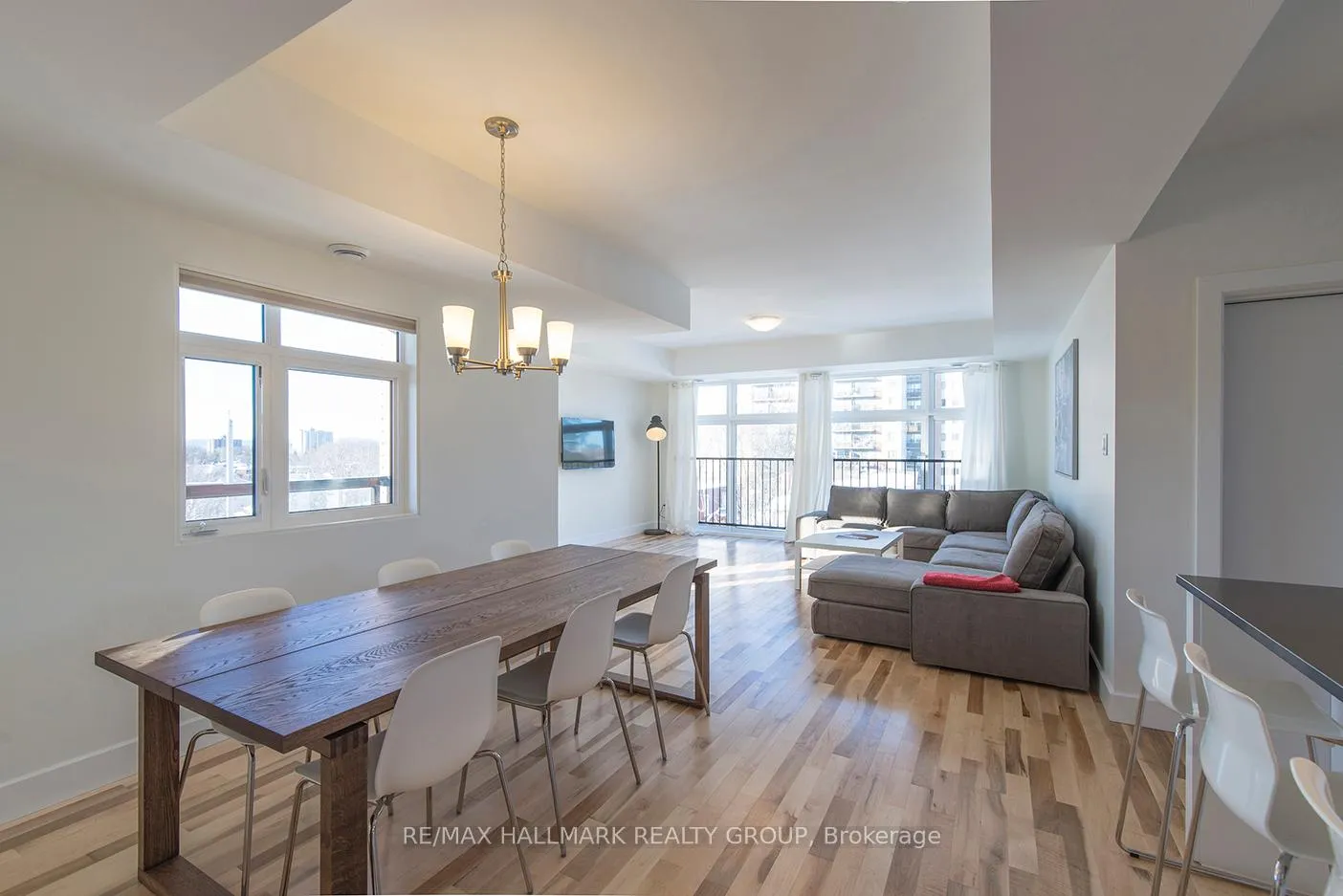 Photo 7 of 550 Guy Street, Ottawa, Overbrook/Castle Heights — HOMEH