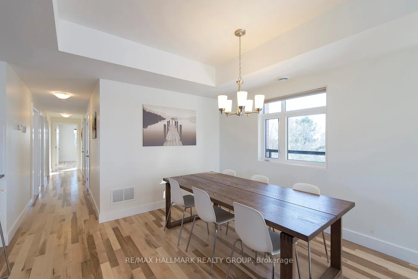 Photo 8 of 550 Guy Street, Ottawa, Overbrook/Castle Heights — HOMEH