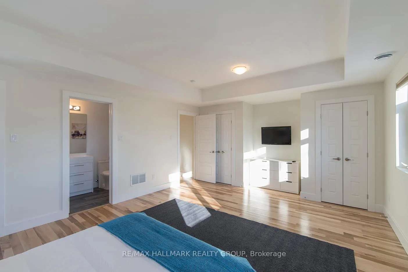 Photo 10 of 550 Guy Street, Ottawa, Overbrook/Castle Heights — HOMEH