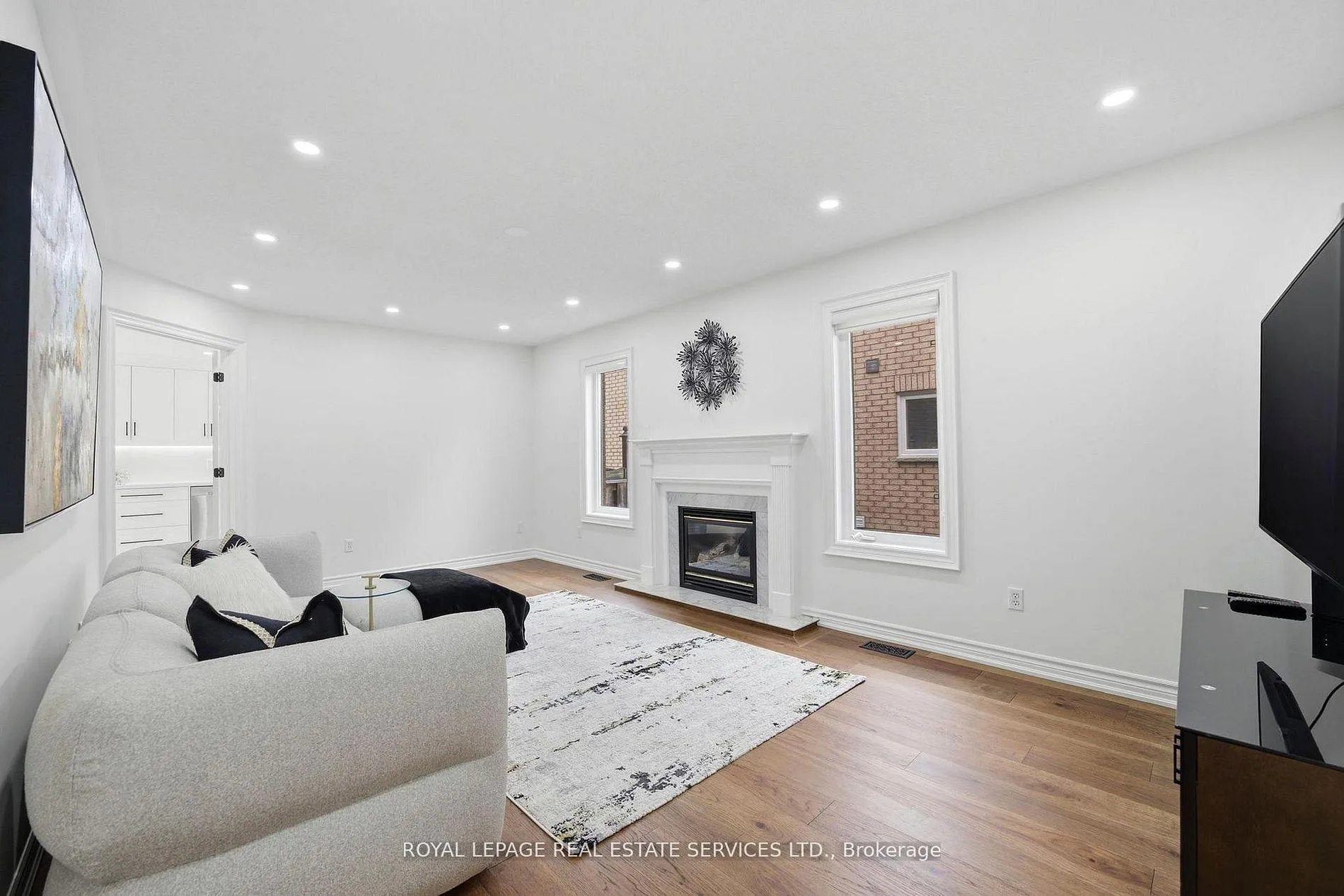 Photo 17 of 2531 Morrison Avenue, Mississauga, Erindale — HOMEH