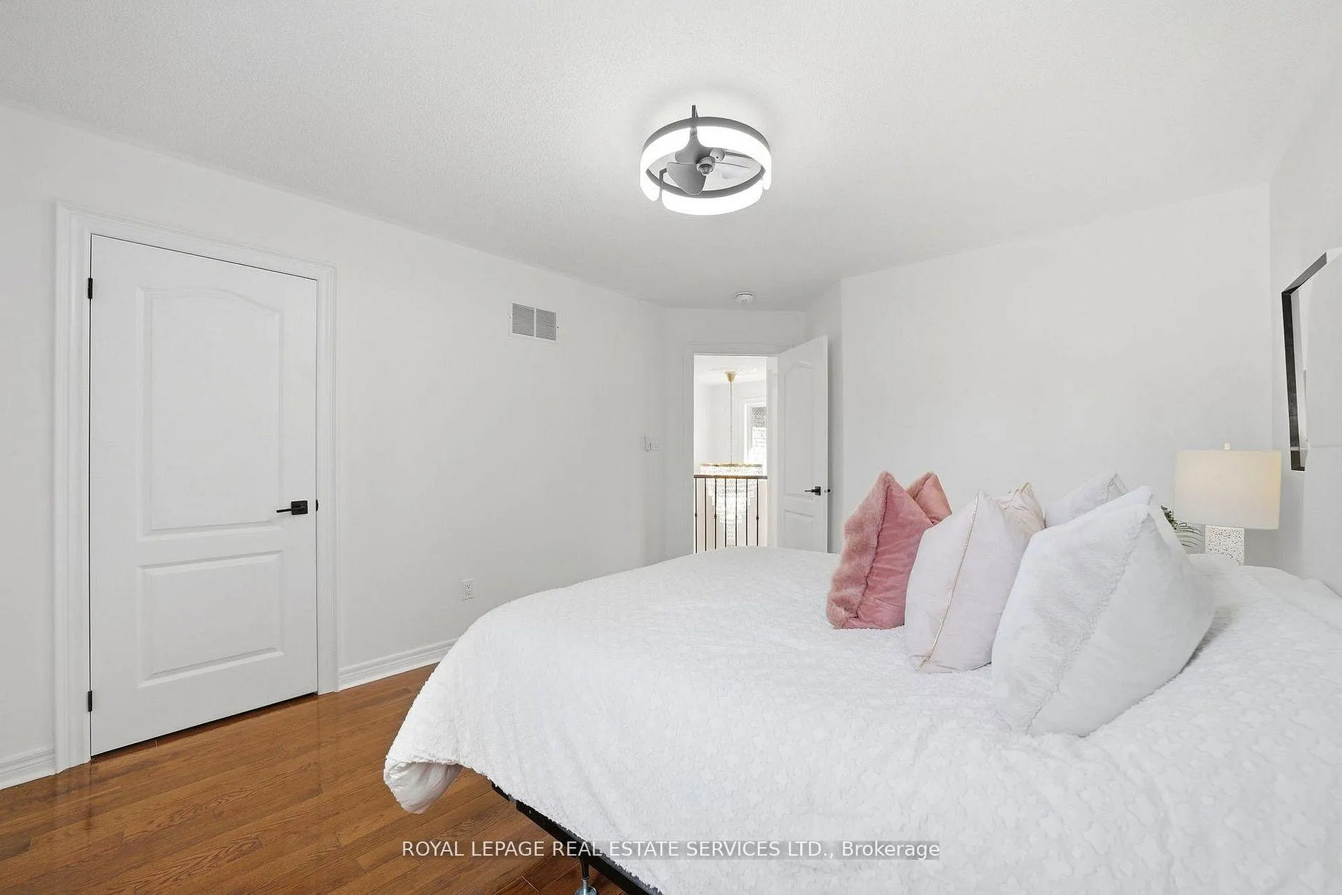 Photo 27 of 2531 Morrison Avenue, Mississauga, Erindale — HOMEH