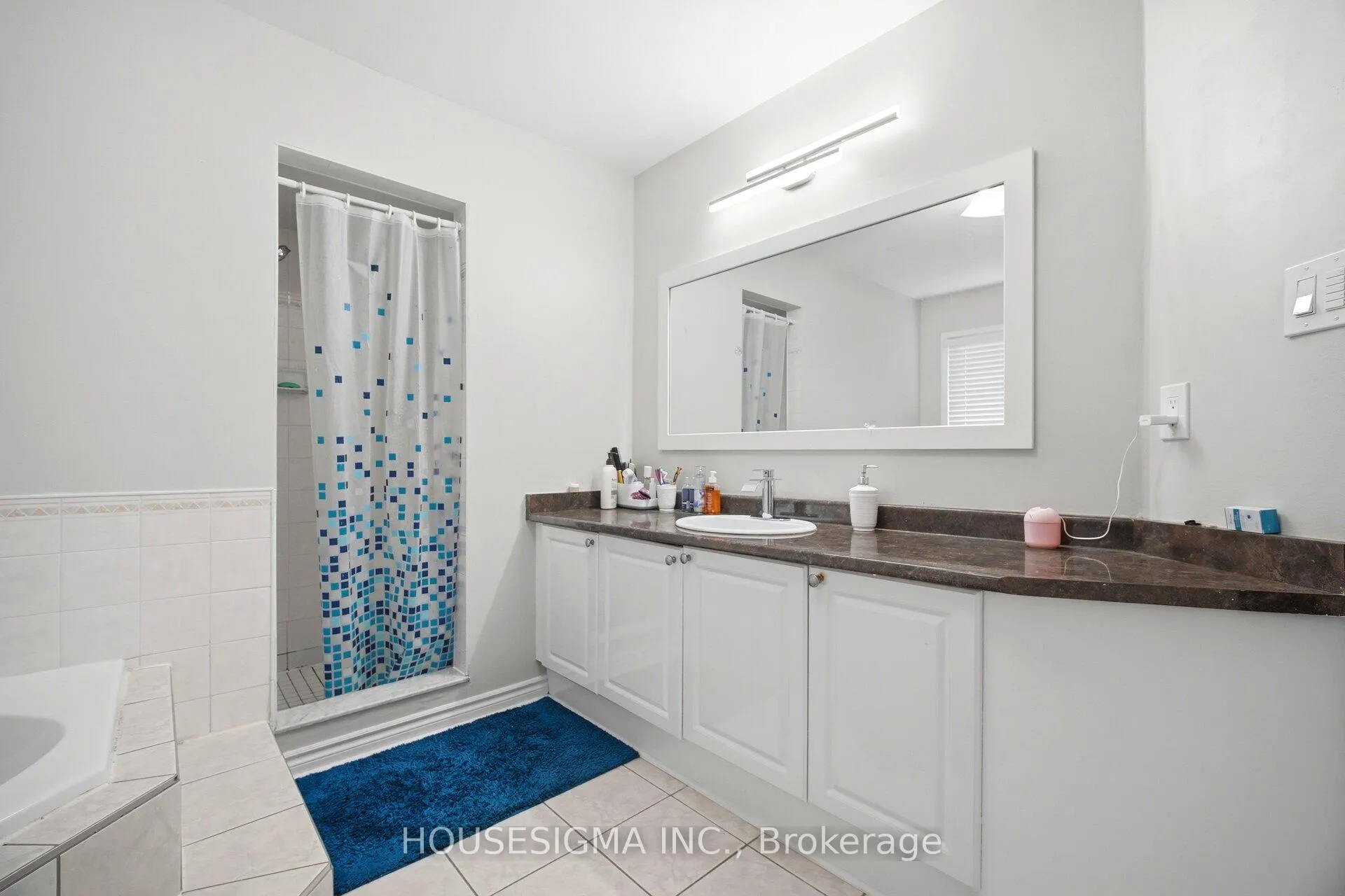 Photo 16 of 62 Ravenscliffe Court, Brampton, Northwood Park — HOMEH