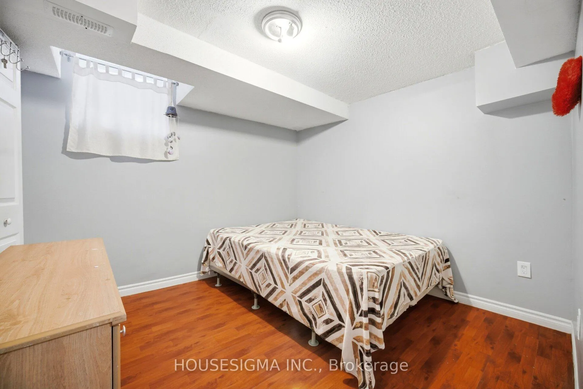 Photo 24 of 62 Ravenscliffe Court, Brampton, Northwood Park — HOMEH
