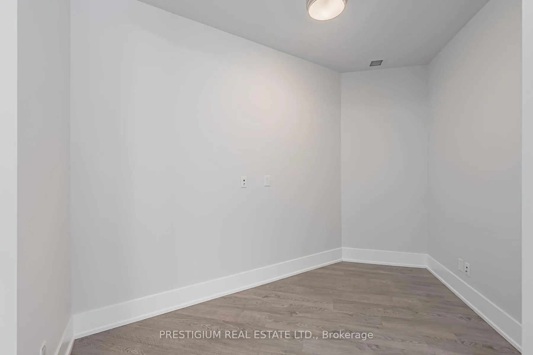 Photo 14 of Unit 202, 1 Edgewater Drive, Toronto, Waterfront Communities — HOMEH