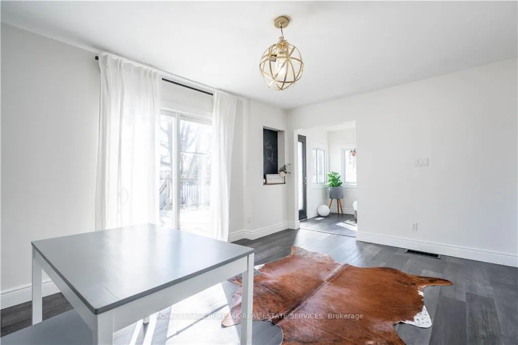 Photo 13 of Unit Upper, 257 East 17th Street, Hamilton, Inch Park — HOMEH
