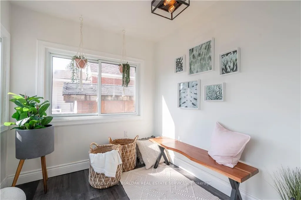 Photo 14 of Unit Upper, 257 East 17th Street, Hamilton, Inch Park — HOMEH