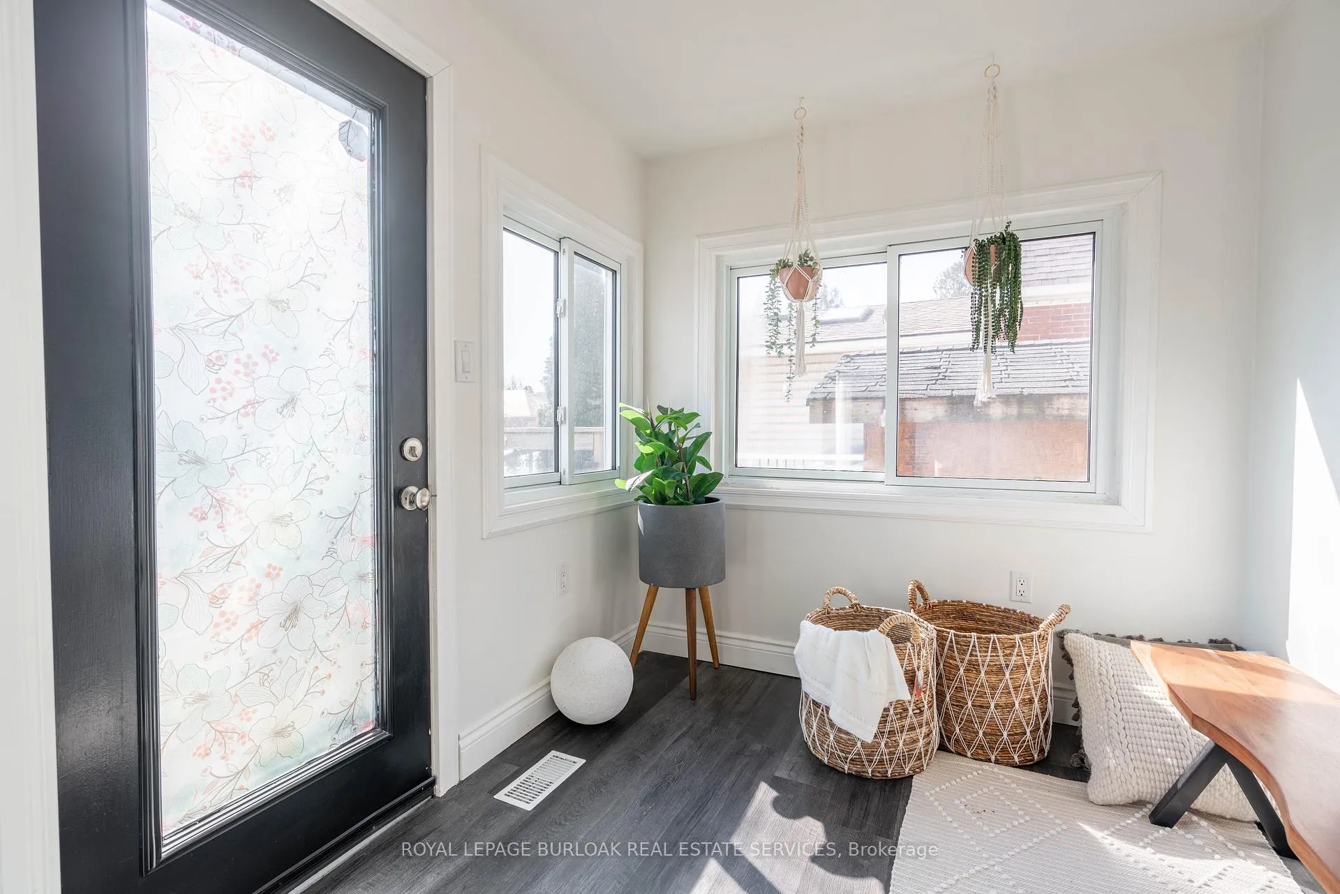 Photo 15 of Unit Upper, 257 East 17th Street, Hamilton, Inch Park — HOMEH