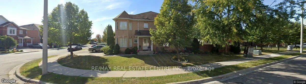 Photo 1 of 95 Triple Crown Avenue, Etobicoke, West Humber-Clairville — HOMEH