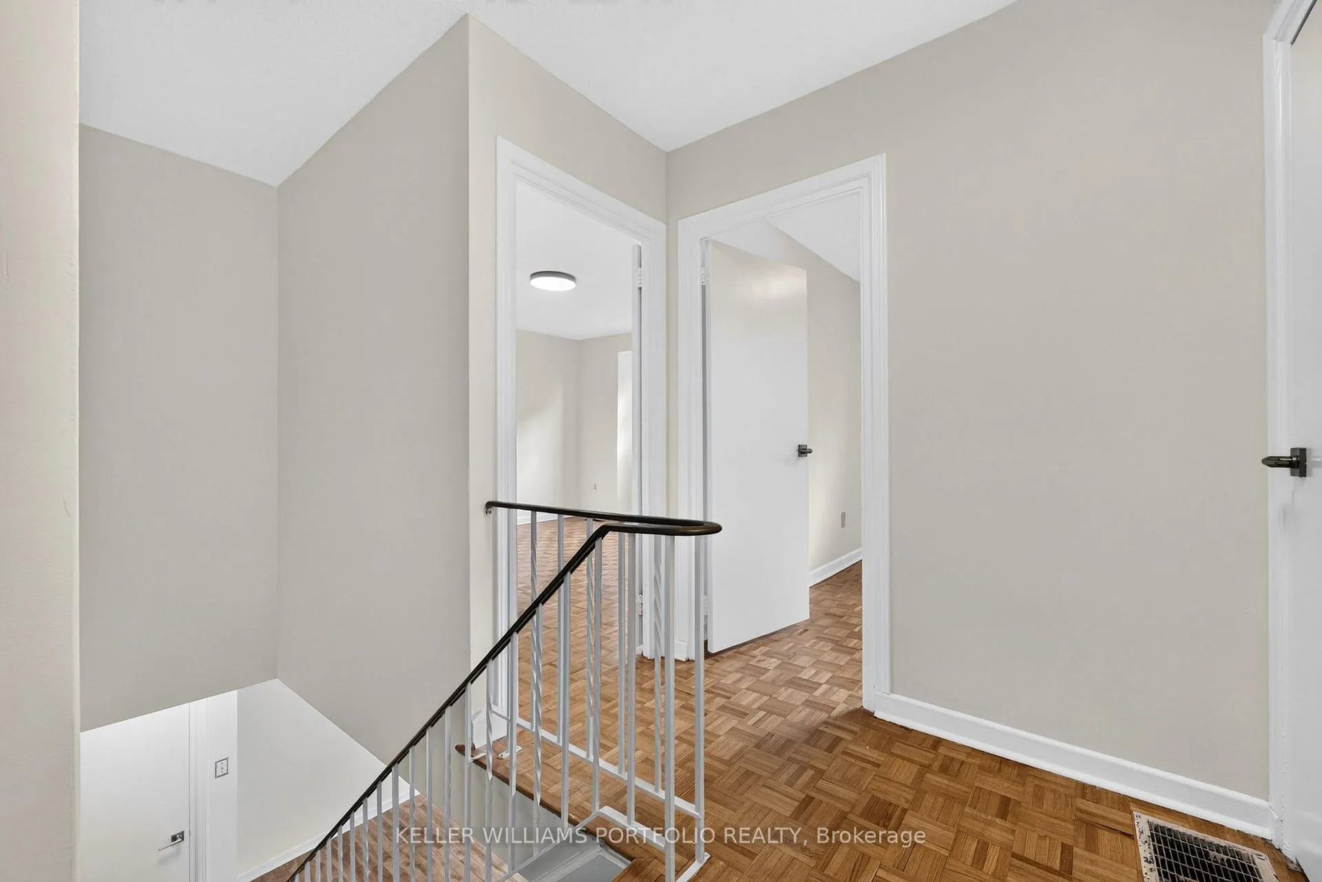 Photo 14 of Unit 11, 483 Claridge Road, Burlington, Roseland — HOMEH