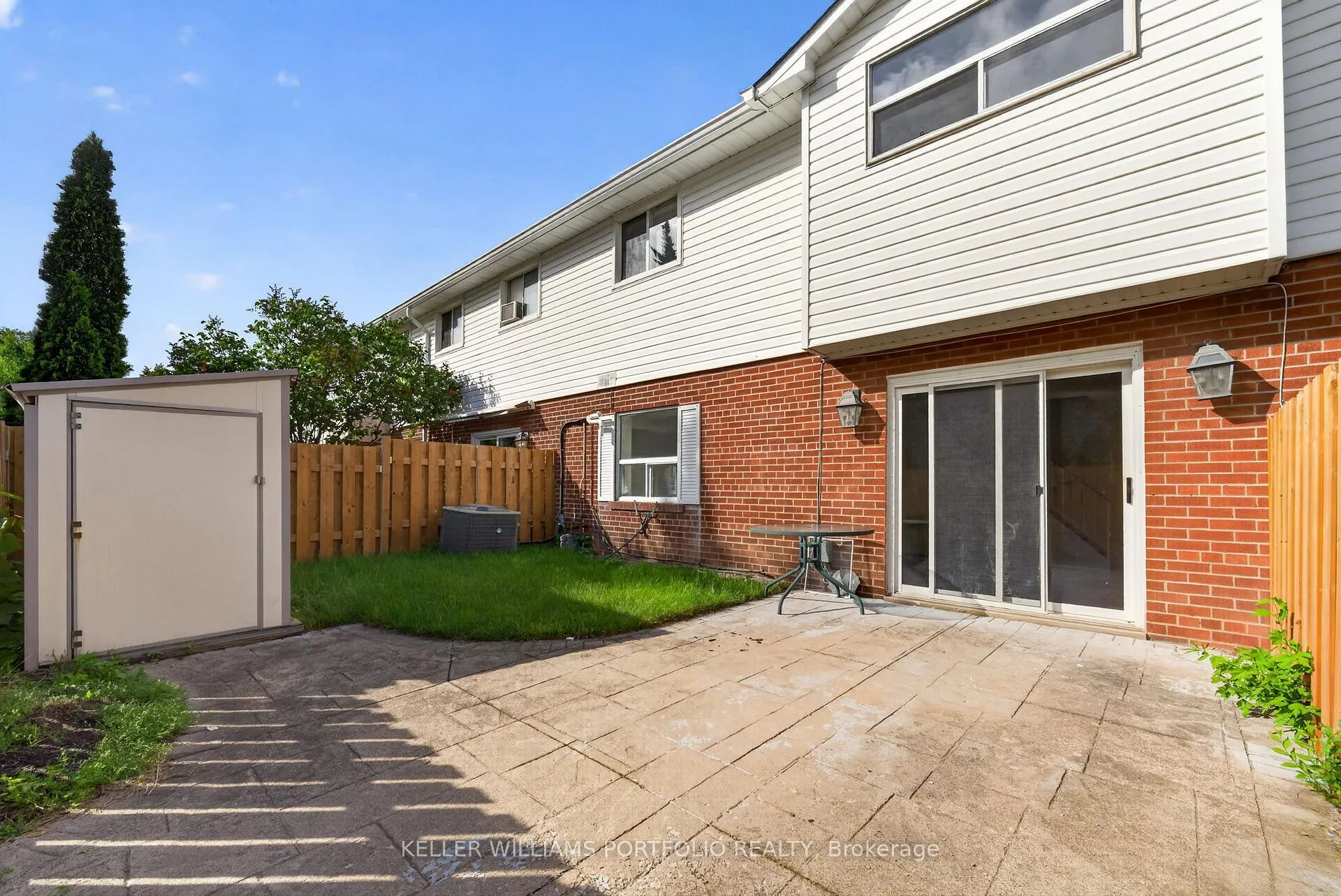 Photo 28 of Unit 11, 483 Claridge Road, Burlington, Roseland — HOMEH