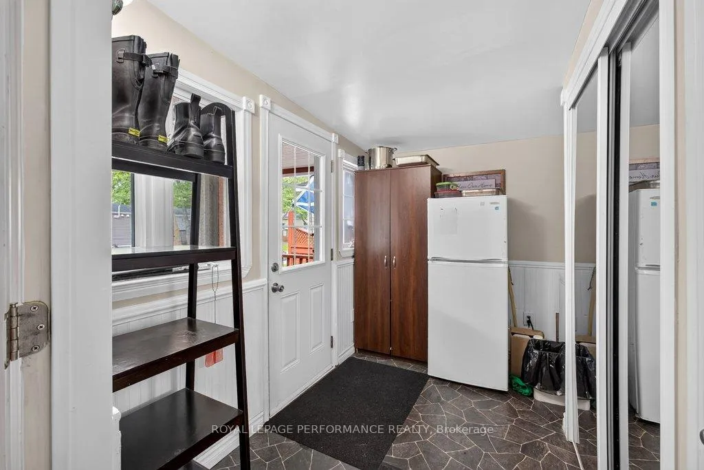 Photo 5 of 1039 Vista Barrett Private, Ottawa, Greely — HOMEH