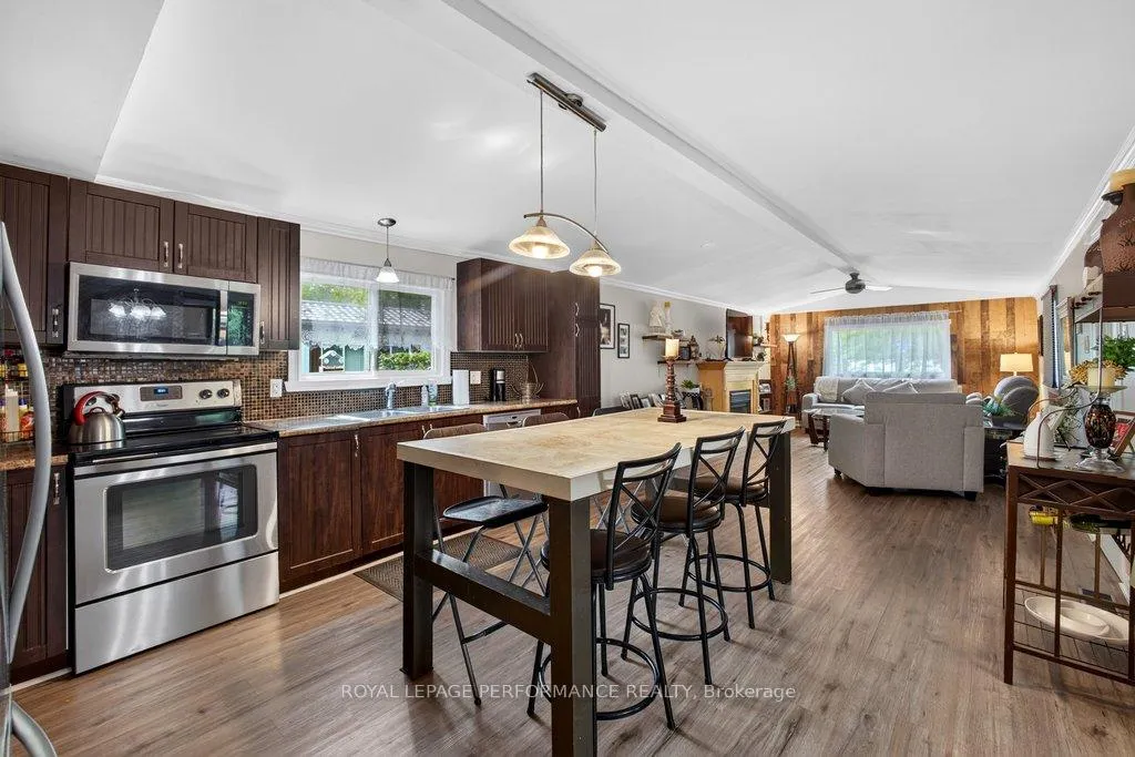 Photo 11 of 1039 Vista Barrett Private, Ottawa, Greely — HOMEH