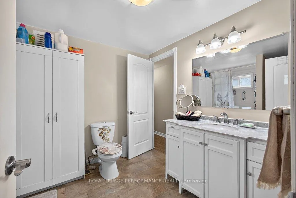 Photo 29 of 1039 Vista Barrett Private, Ottawa, Greely — HOMEH