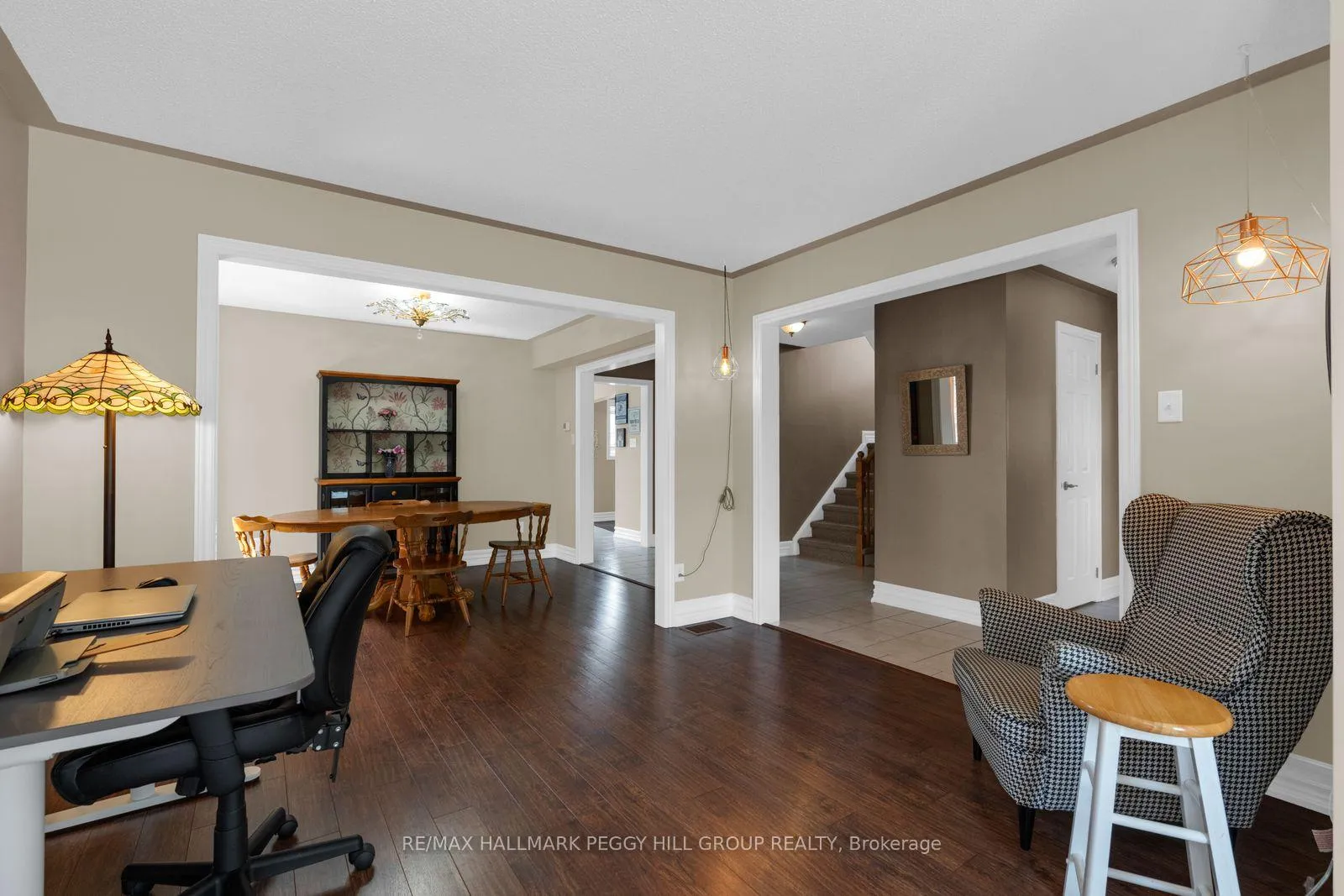 Photo 9 of 106 Bird Street, Barrie, Edgehill Drive — HOMEH