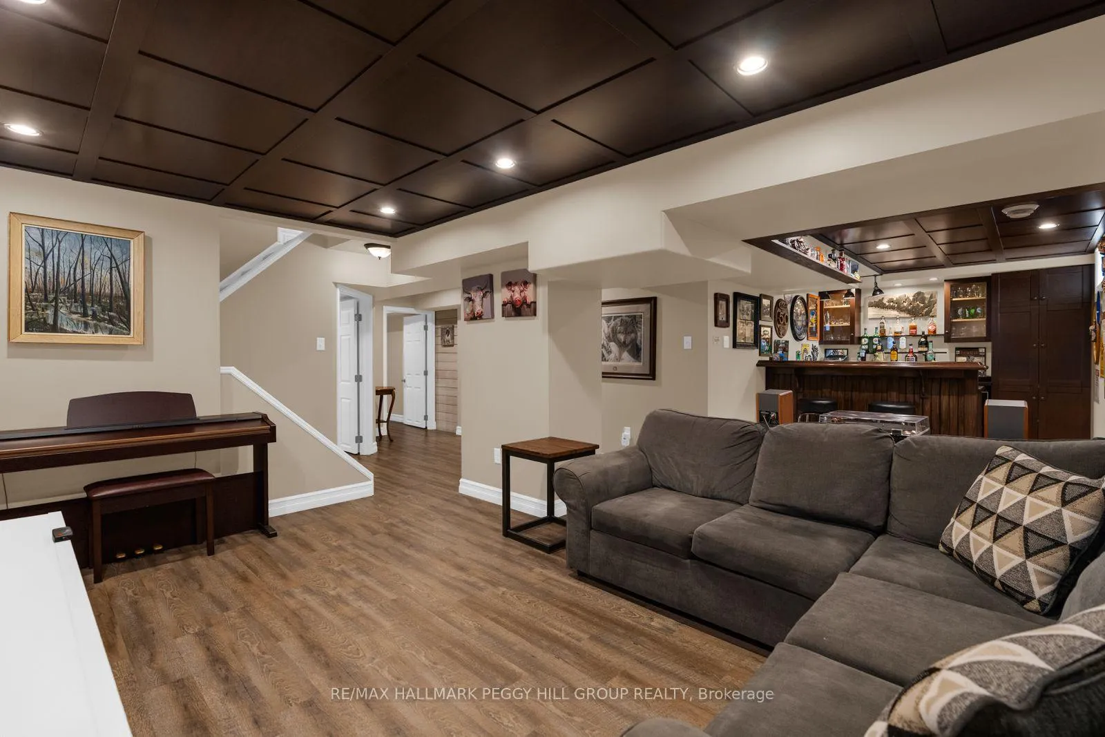 Photo 18 of 106 Bird Street, Barrie, Edgehill Drive — HOMEH