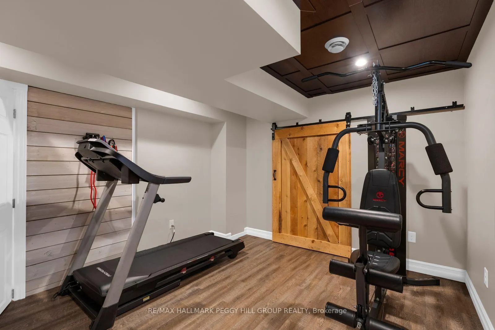 Photo 21 of 106 Bird Street, Barrie, Edgehill Drive — HOMEH
