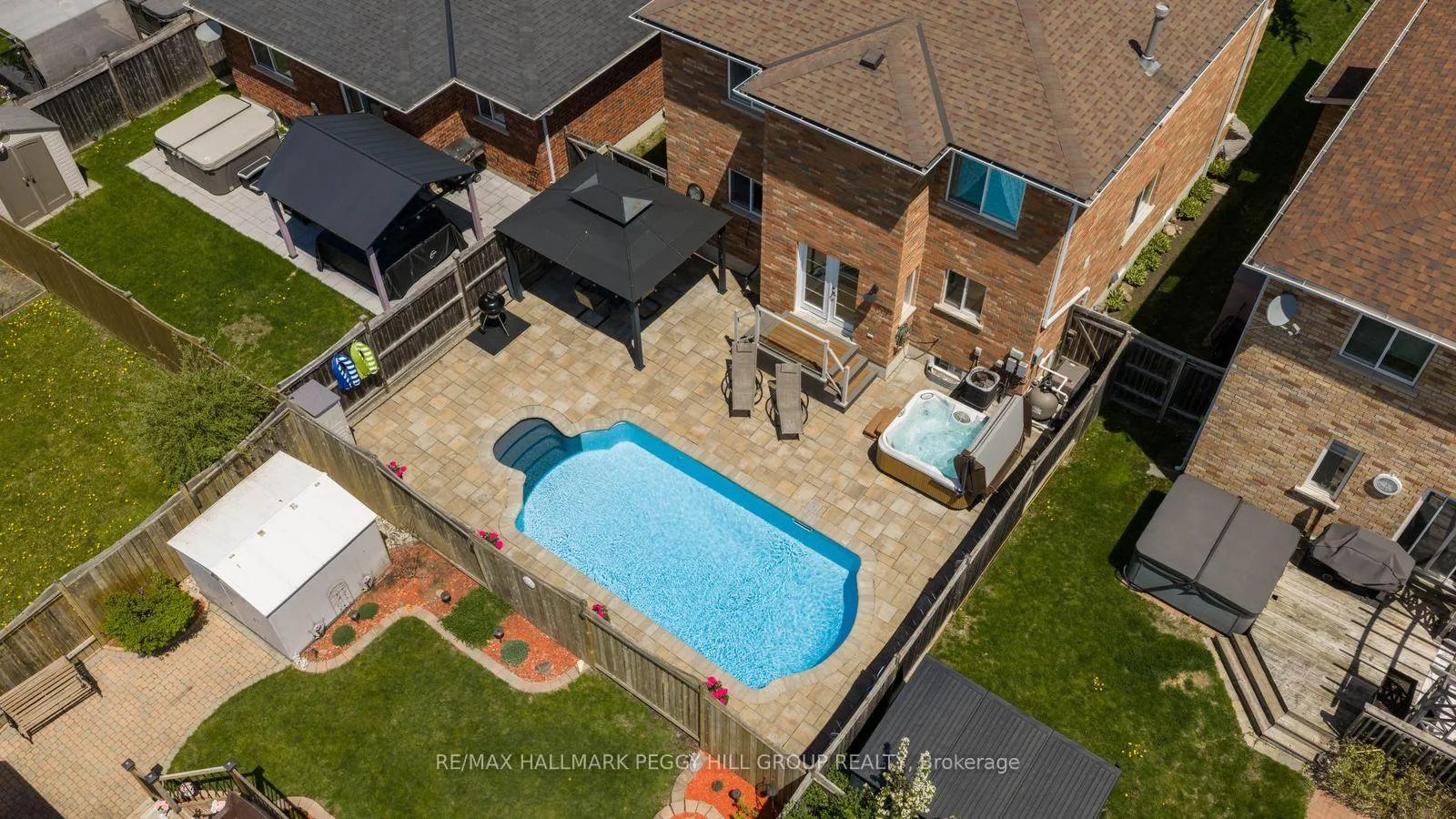 Photo 29 of 106 Bird Street, Barrie, Edgehill Drive — HOMEH