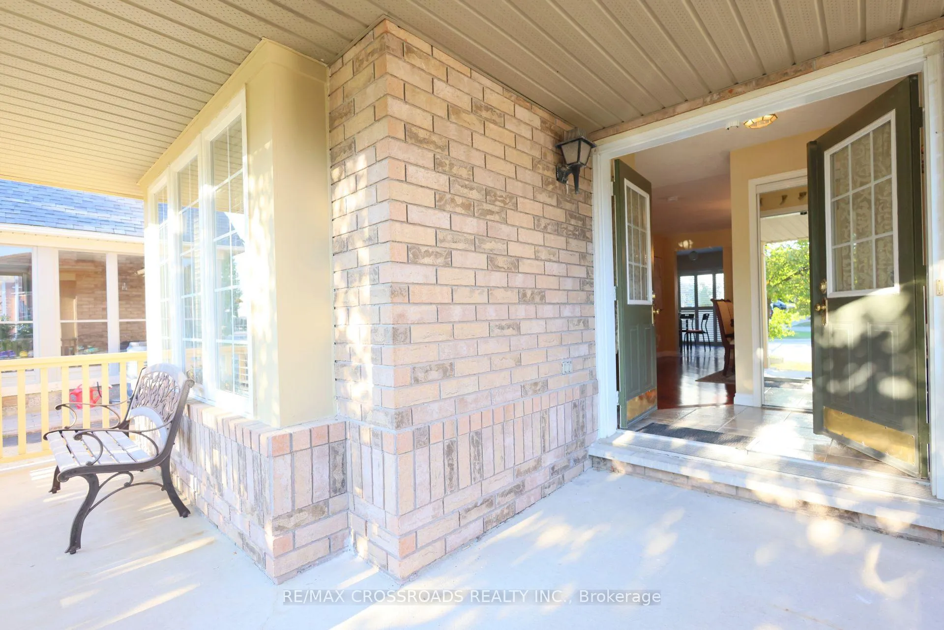 Photo 3 of 78 Trojan Crescent, Markham, Berczy — HOMEH