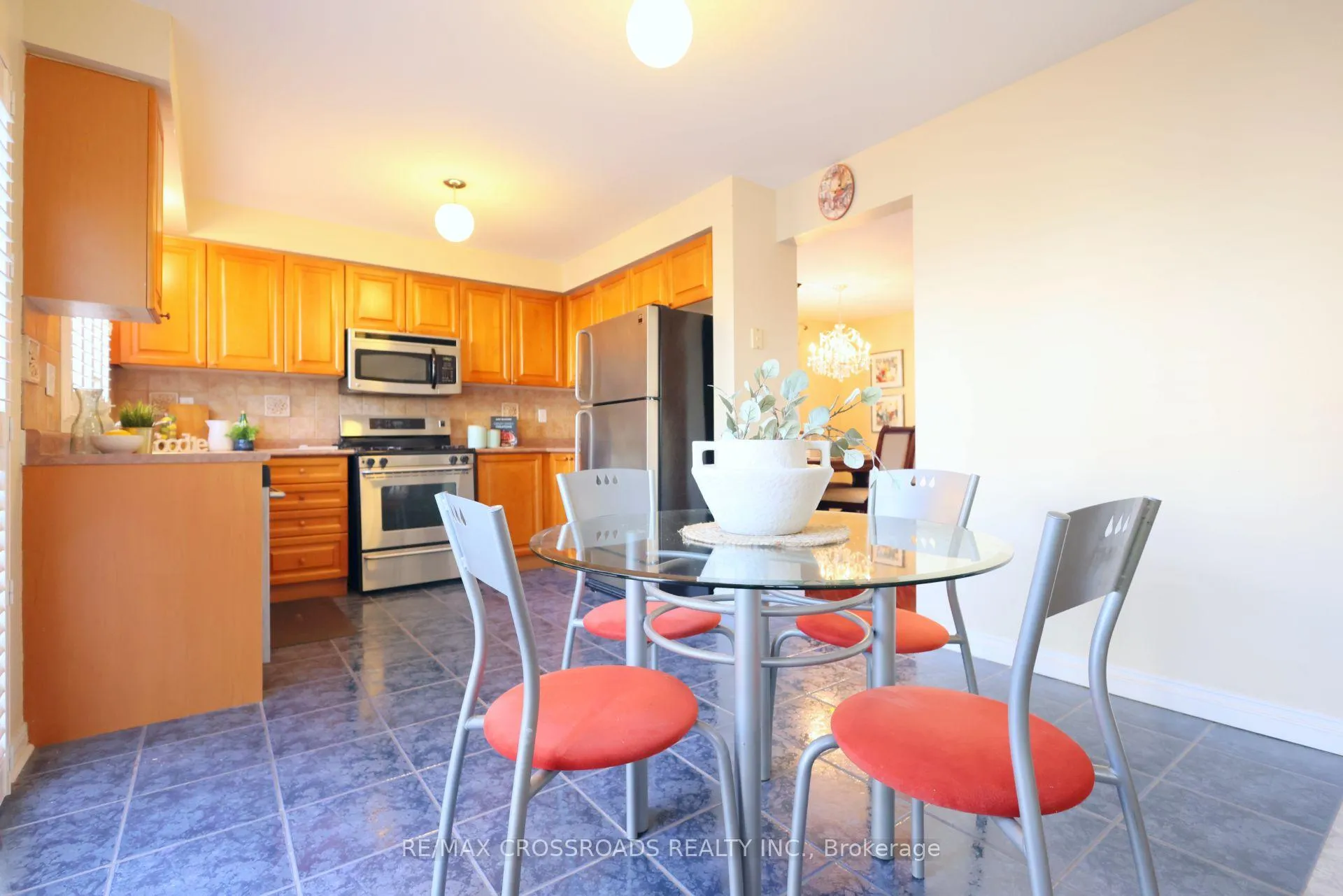 Photo 14 of 78 Trojan Crescent, Markham, Berczy — HOMEH